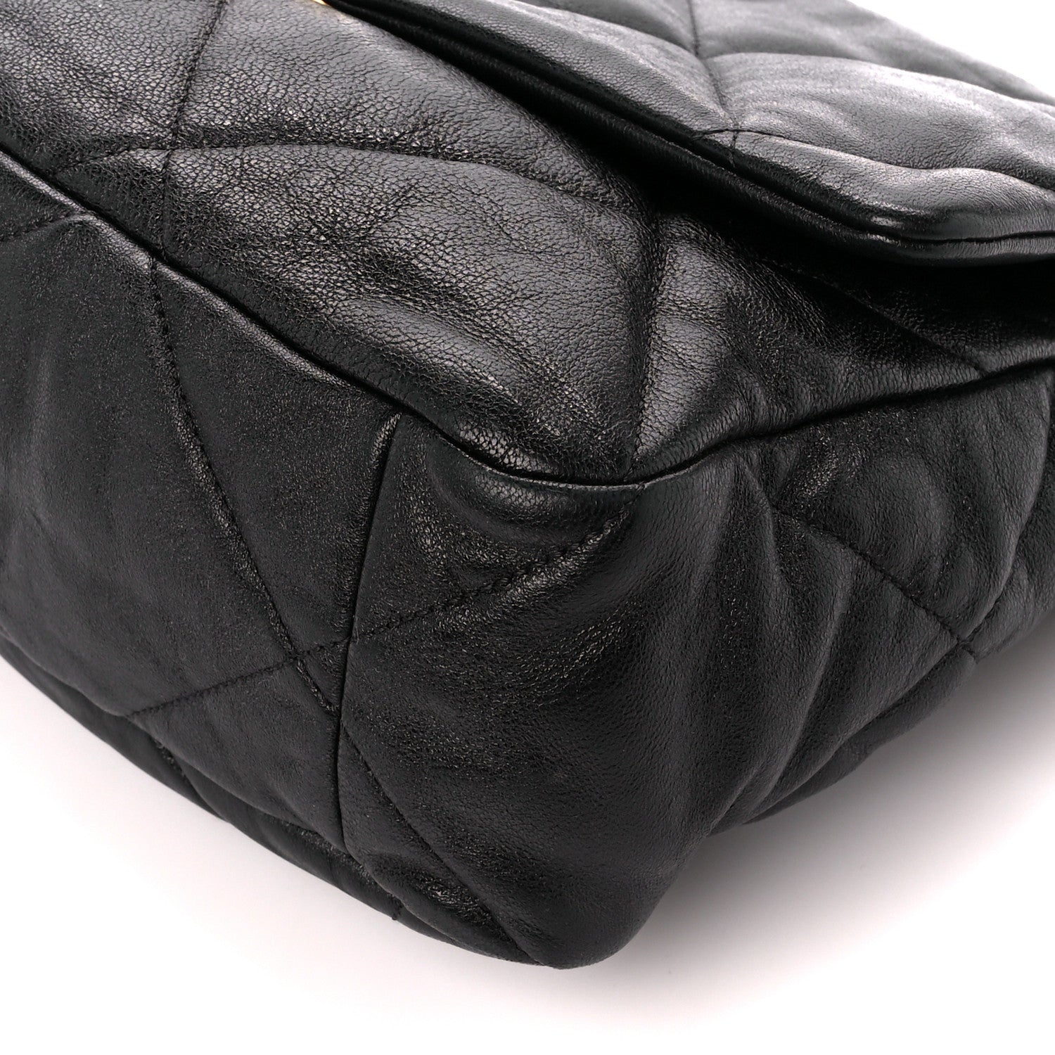 Chanel Shiny Goatskin Quilted Large Chanel 19 Flap Black 10 of 10