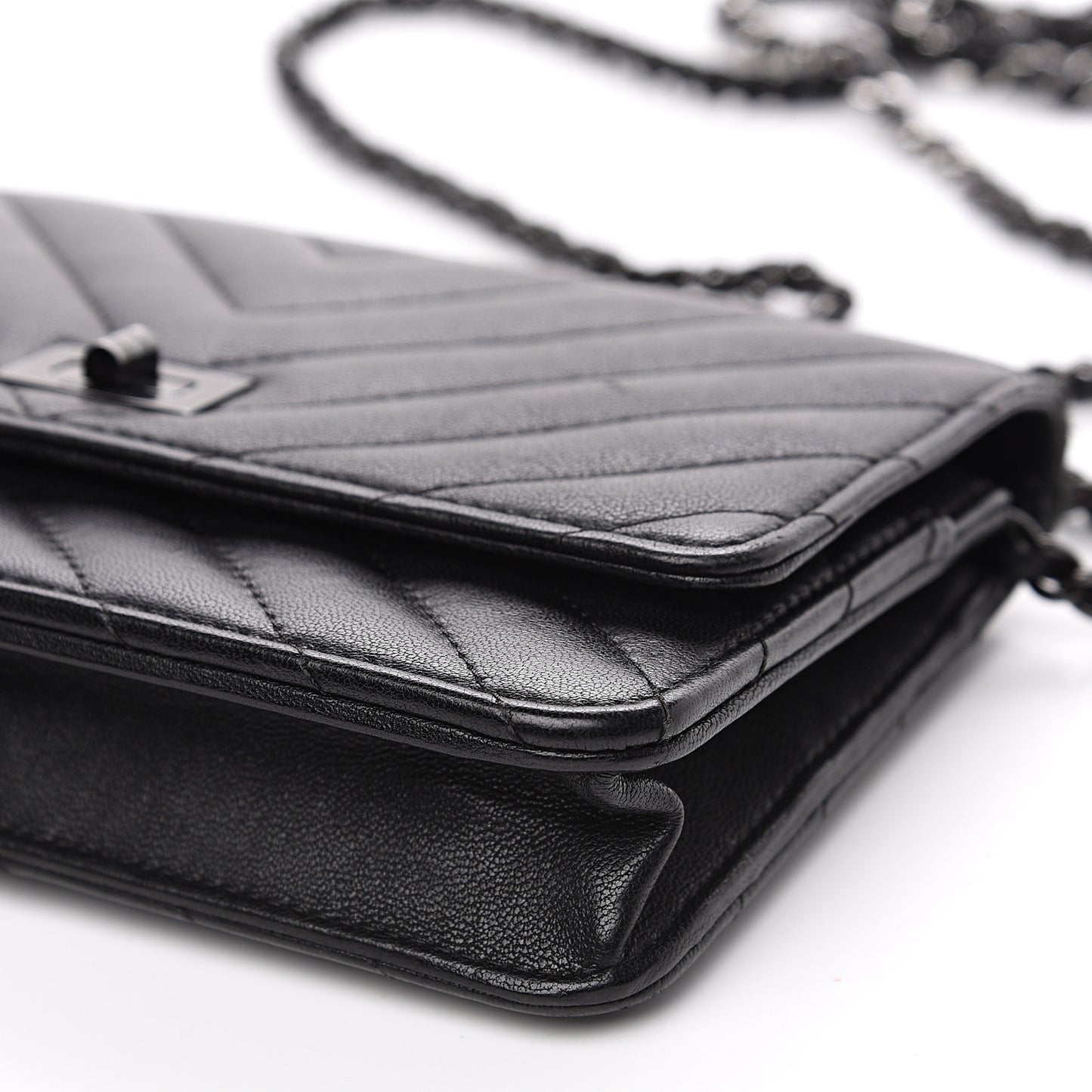 Sheepskin Chevron Reissue Wallet On Chain WOC So Black