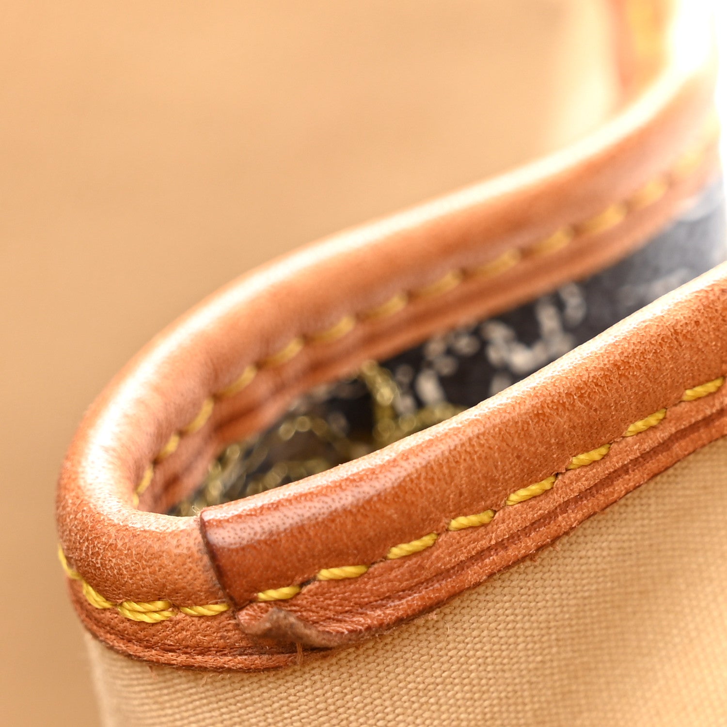 Louis Vuitton Monogram Dentelle Batignolles Horizontal Gold 11 of 13