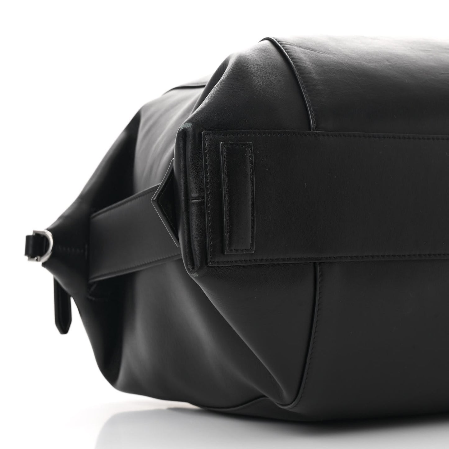 Smooth Calfskin Large Soft Antigona Black