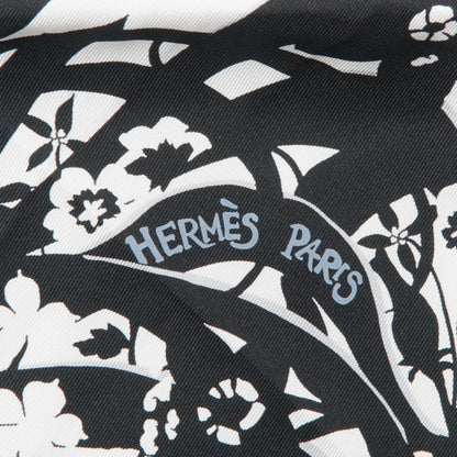 Hermes Silk Tyger Tyger Scarf 90 Noir Blanc Gris 4 of 6