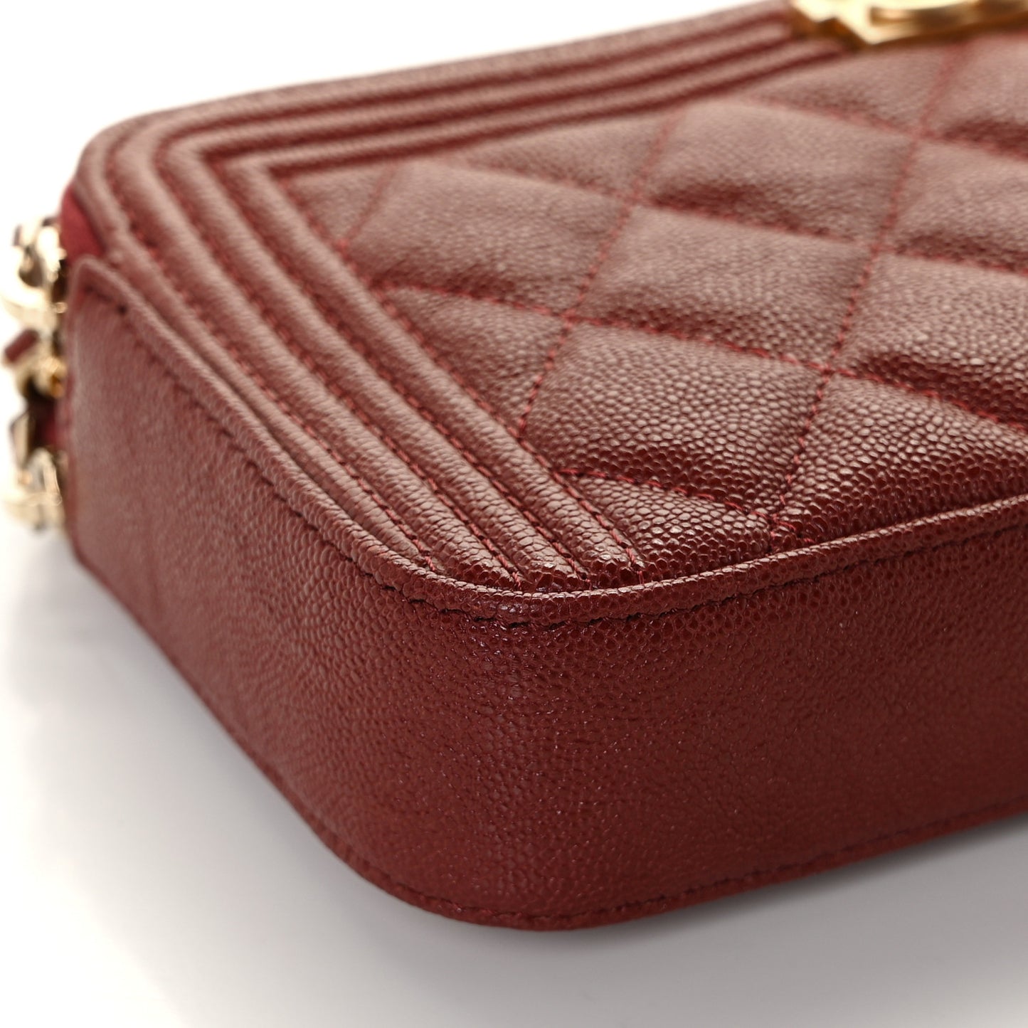 Caviar Quilted Small Boy Clutch With Chain Burgundy