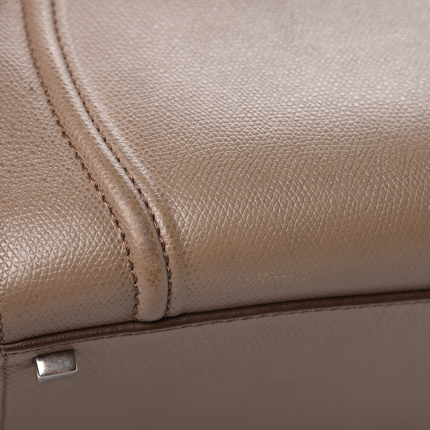 Grained Calfskin Medium Phantom Luggage Taupe