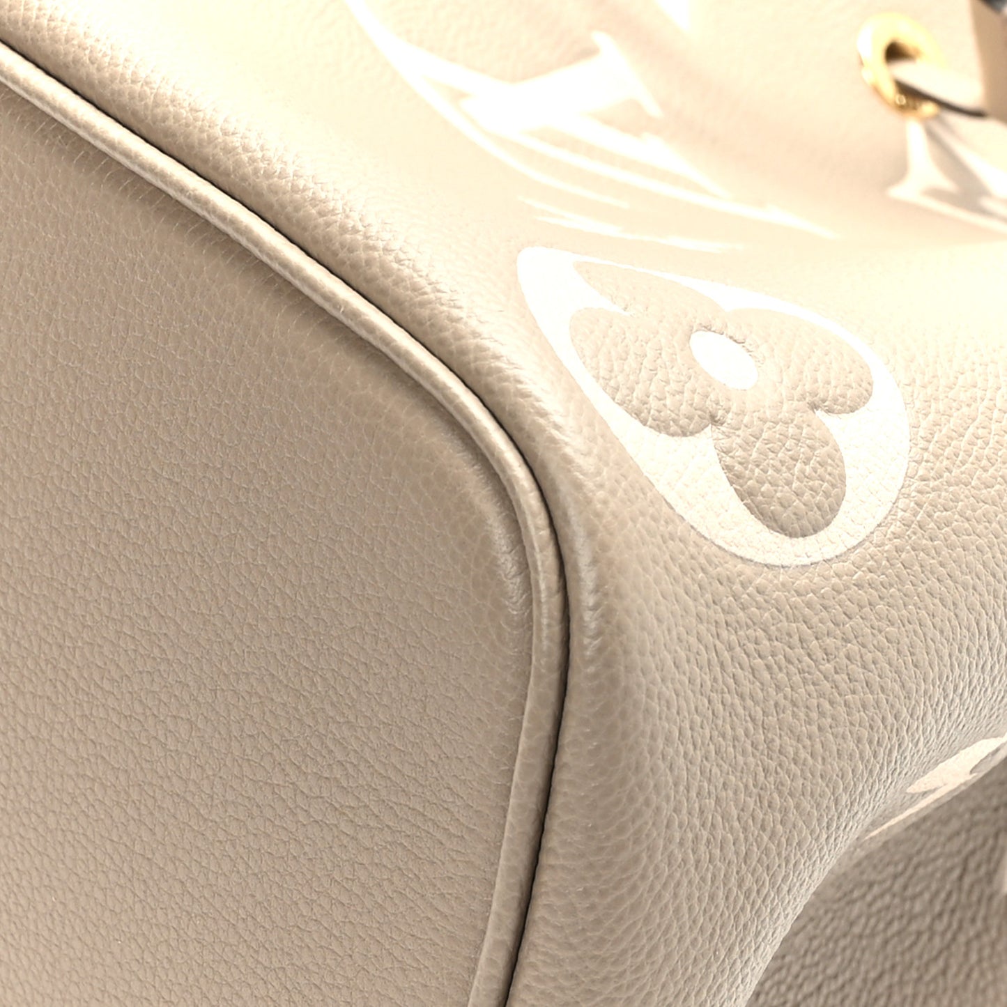 Empreinte Monogram Giant Neonoe MM Tourterelle Creme
