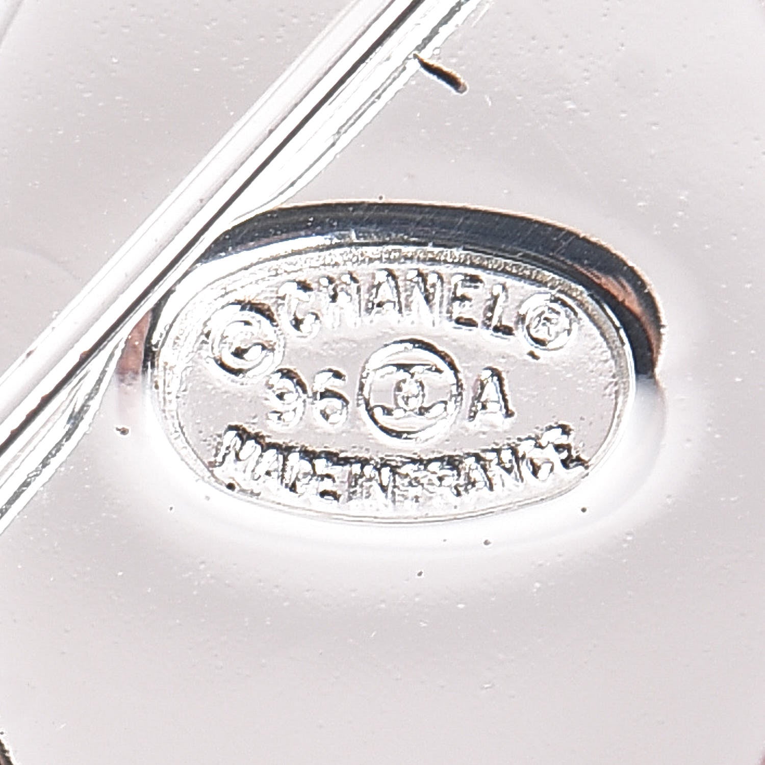 Chanel CC Turnlock Brooch Silver 4 of 5