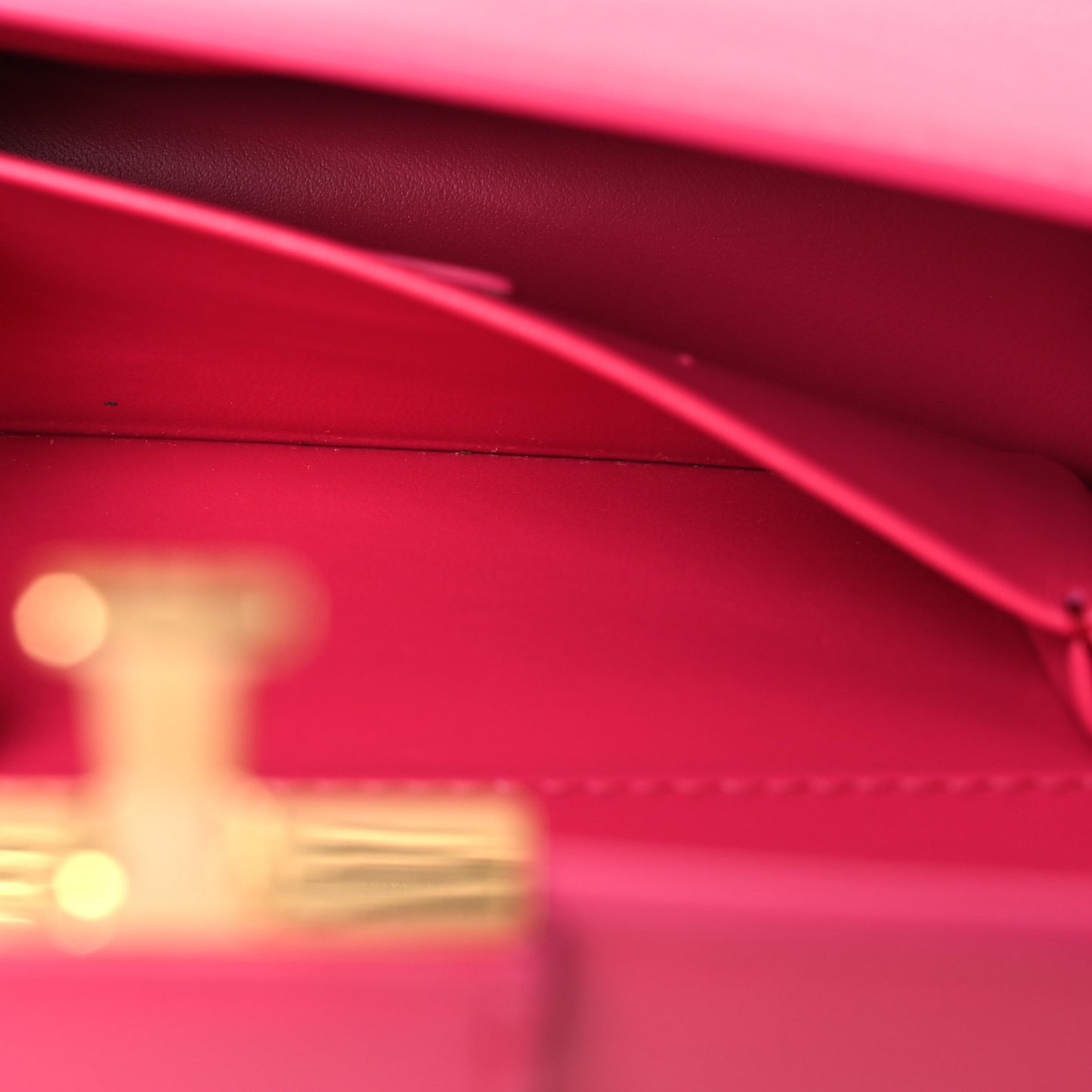 Grained Calfskin 30 Montaigne East West Chain Flap Bag Passion Pink