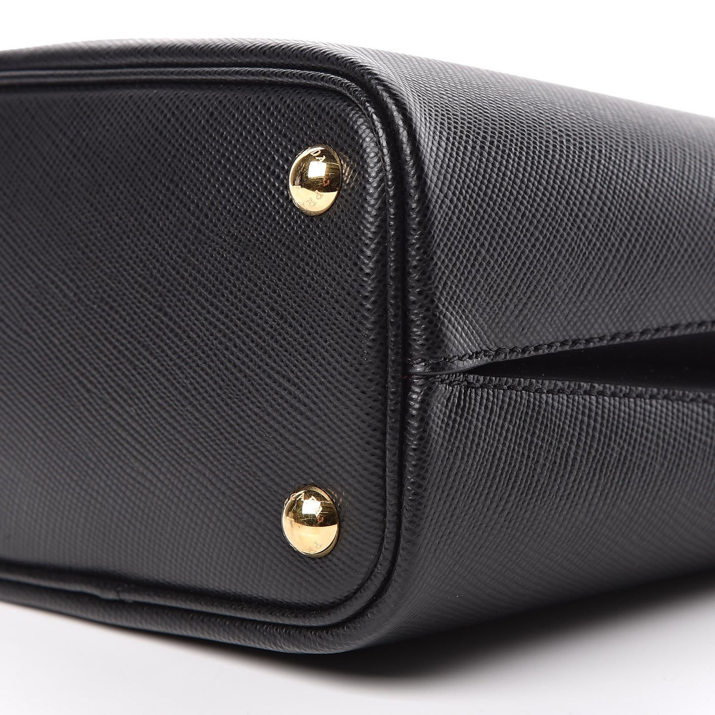 Saffiano Cuir Small Panier Bucket Bag Black Fuoco