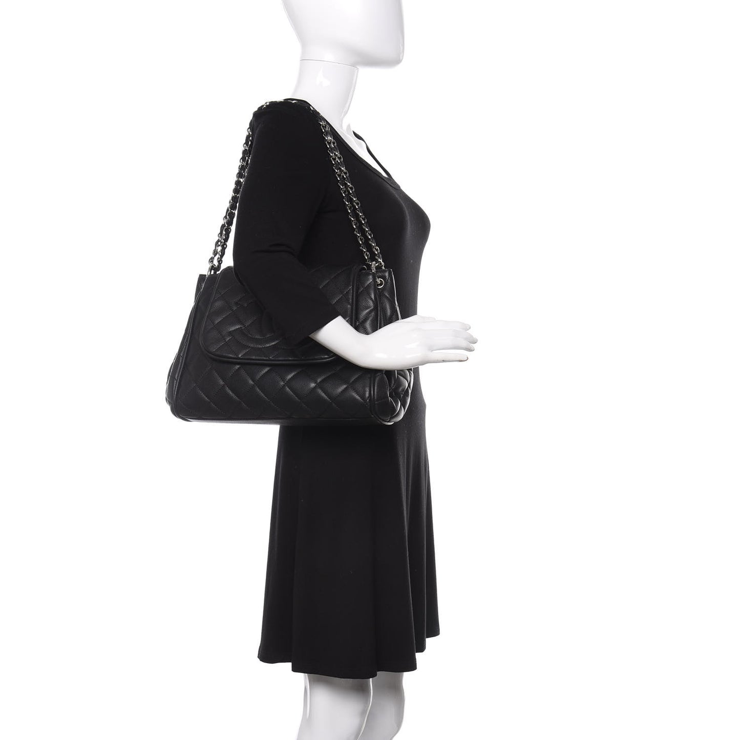 Caviar Quilted Timeless Accordion Flap Black