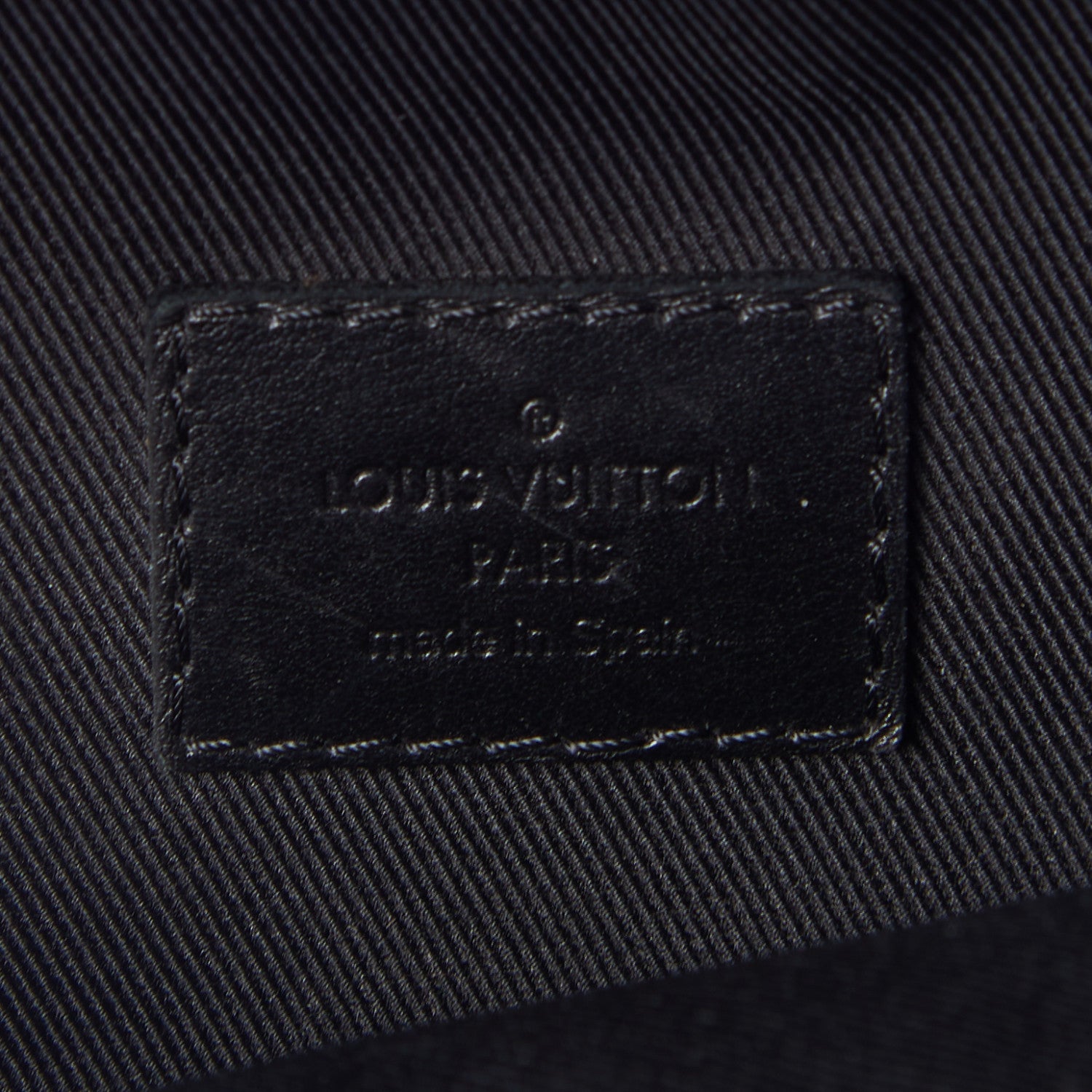 Louis Vuitton Monogram Eclipse Discovery Bumbag 6 of 12