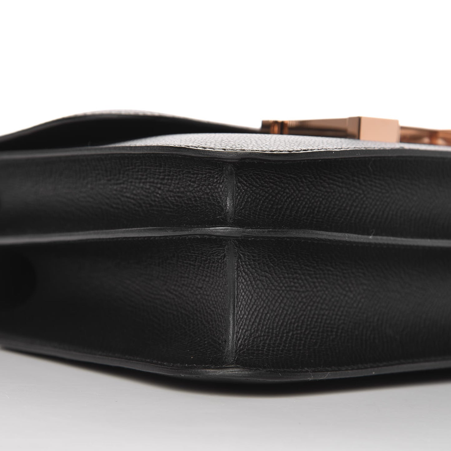 Epsom Constance 24 Black