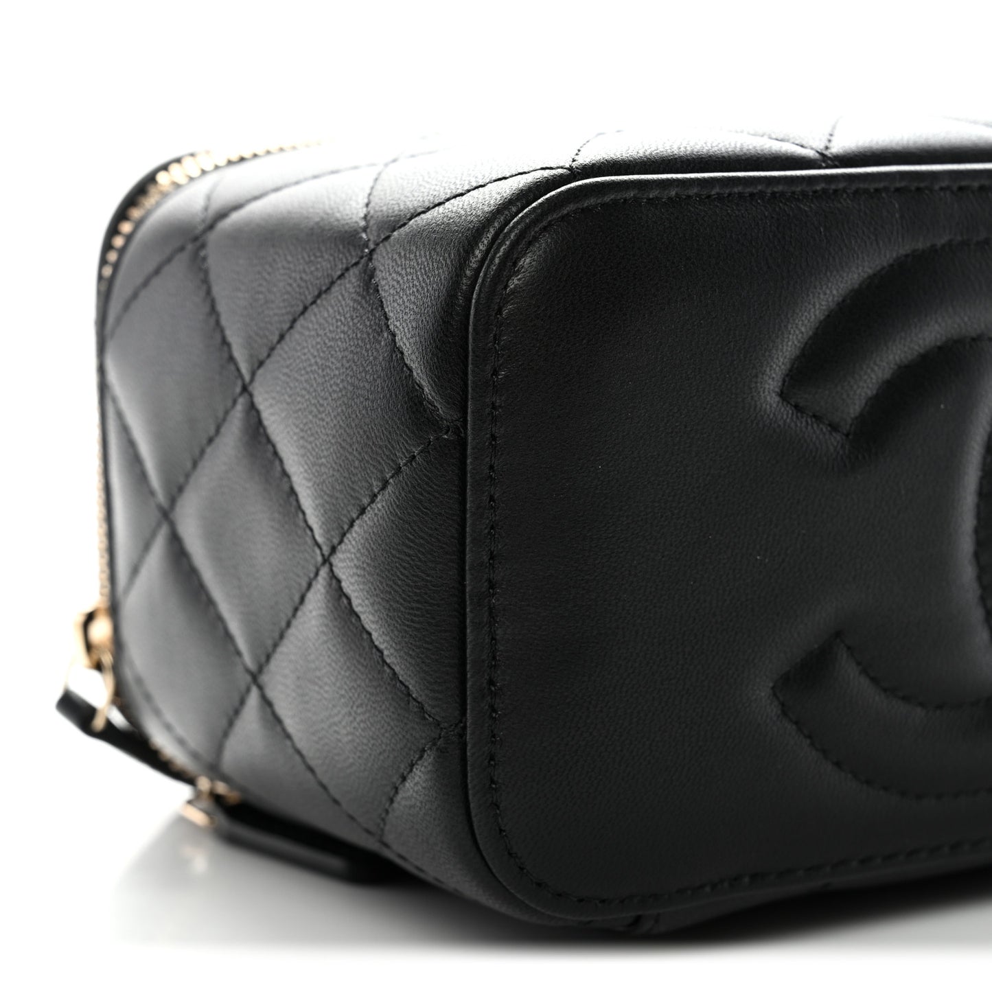Lambskin Quilted Small Top Handle Vanity Case With Chain Black
