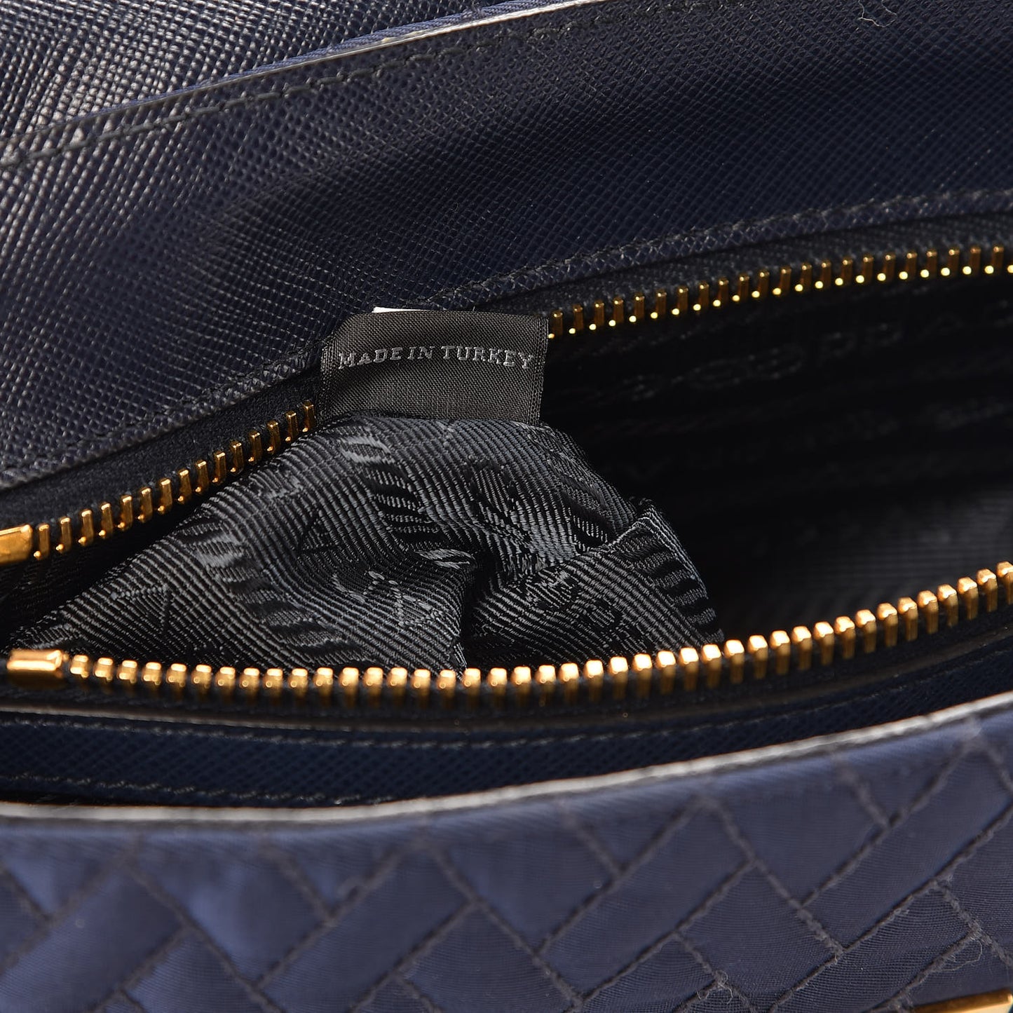 Nylon Tessuto Impuntu Quilted Flap Baltico