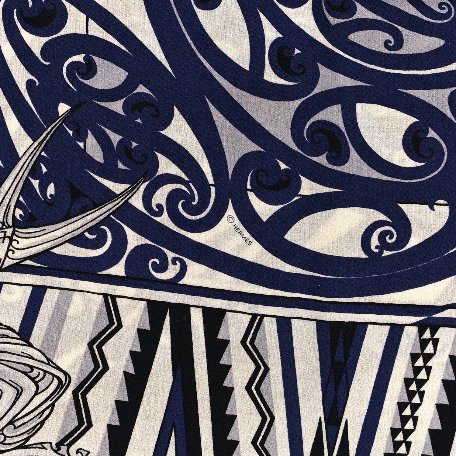 Hermes Cashmere Silk Kawa Ora Shawl 140 Marine Blanc Bleu Electrique 4 of 5