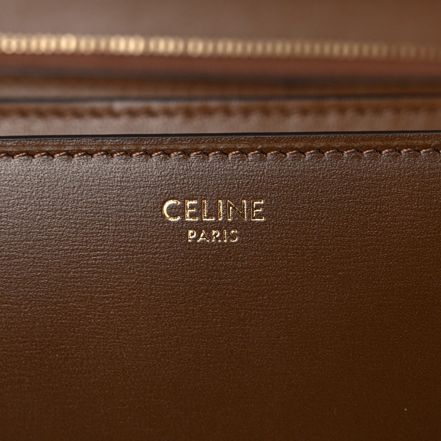 Box Calfskin Medium Classic Box Flap Bag Camel