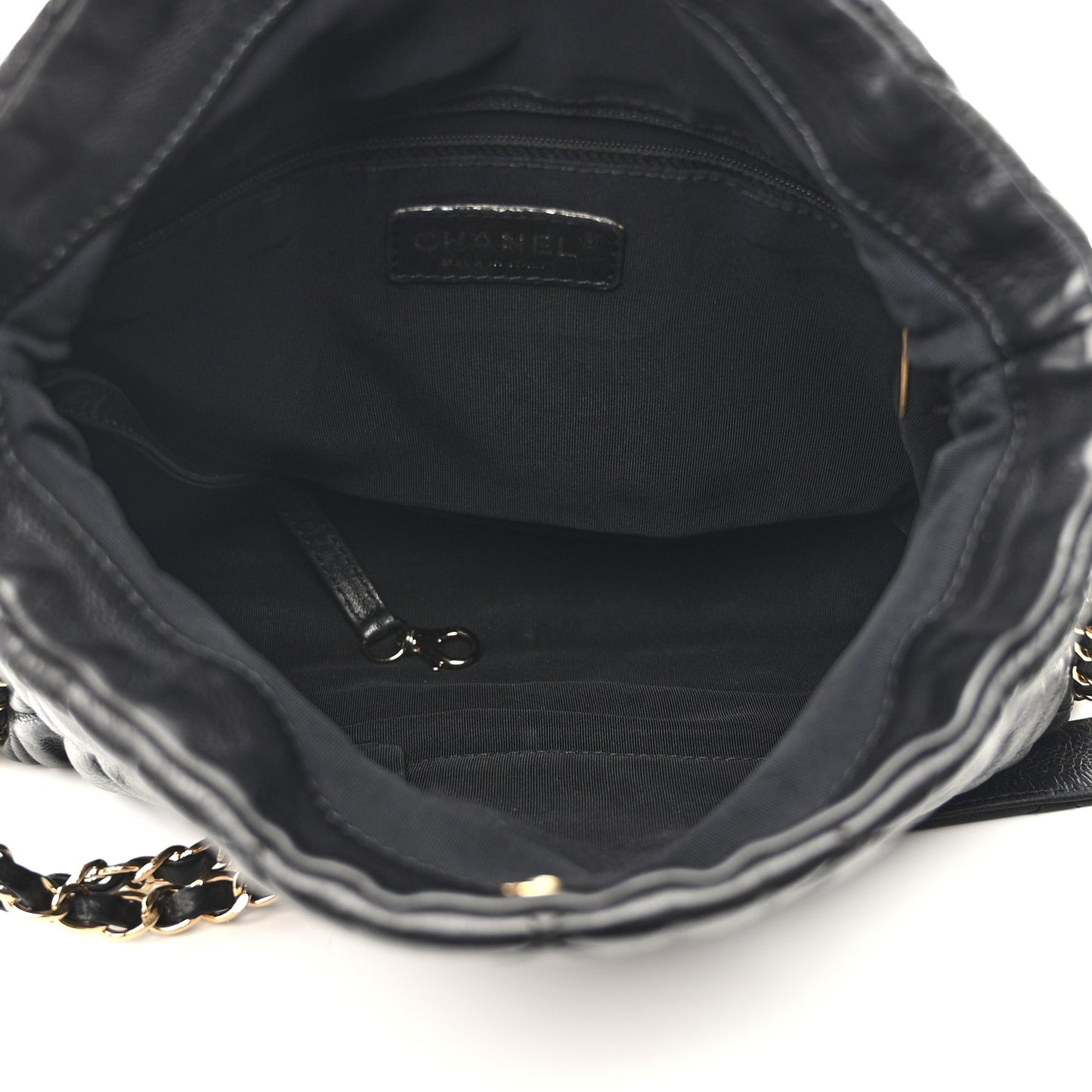 Calfskin Quilted Medium Chain Me Hobo Black