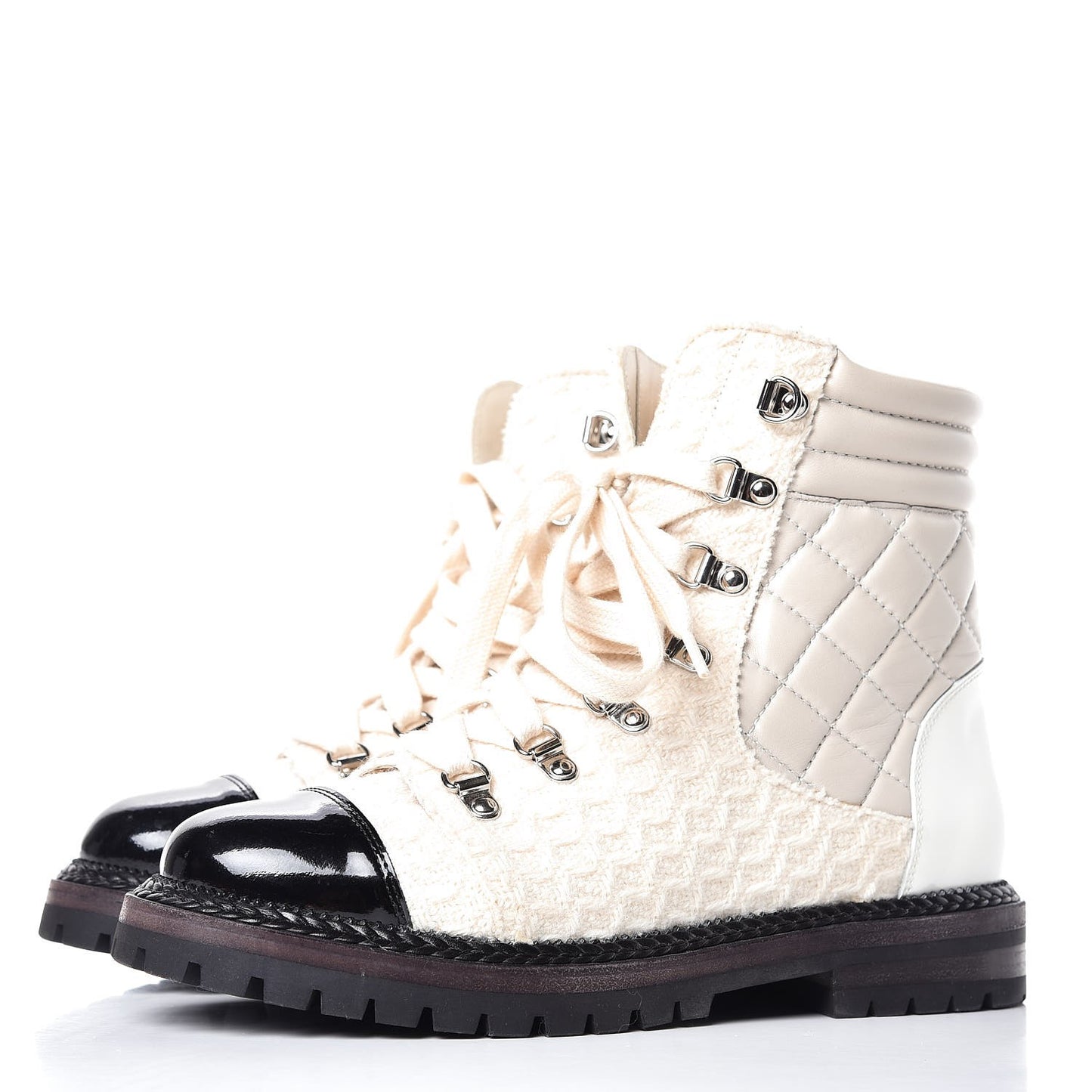 Tweed Patent Lambskin Quilted Lace Up Boots 38.5 Ivory Black