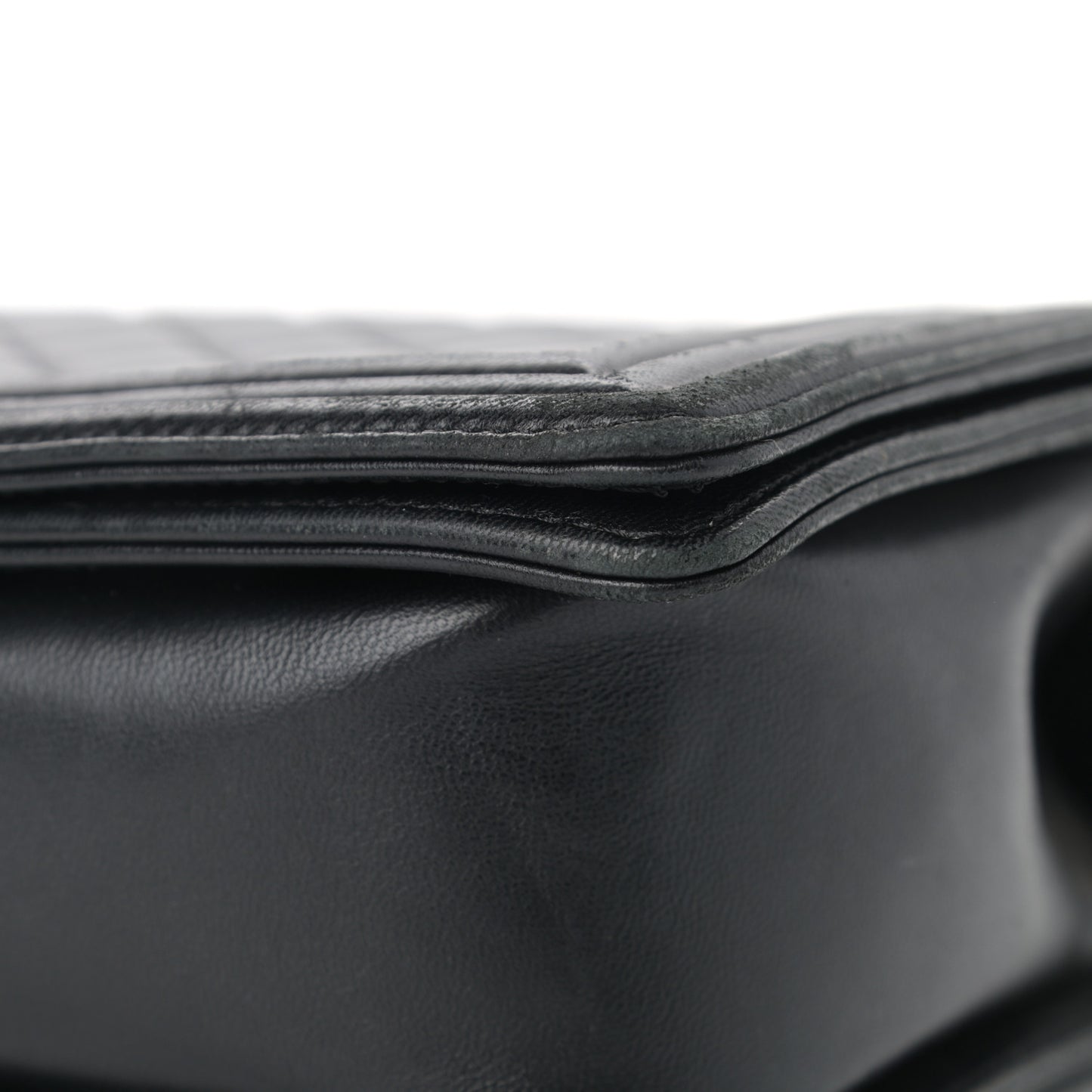 Lambskin Quilted New Medium Boy Flap Black