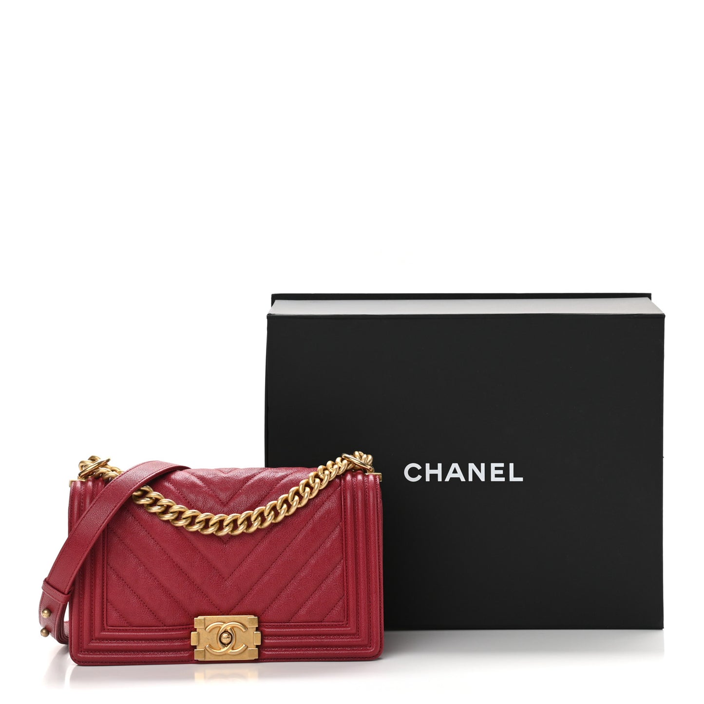 Caviar Chevron Quilted Medium Boy Flap Red