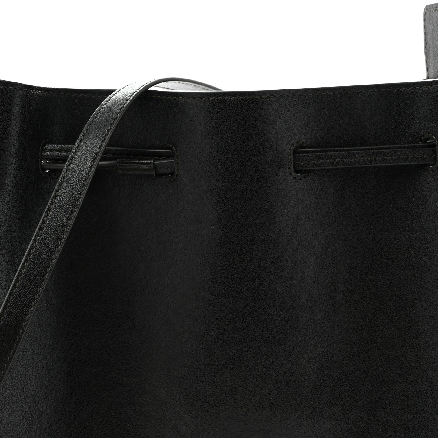 Calfskin Large Bucket Bag New Vert Fonce