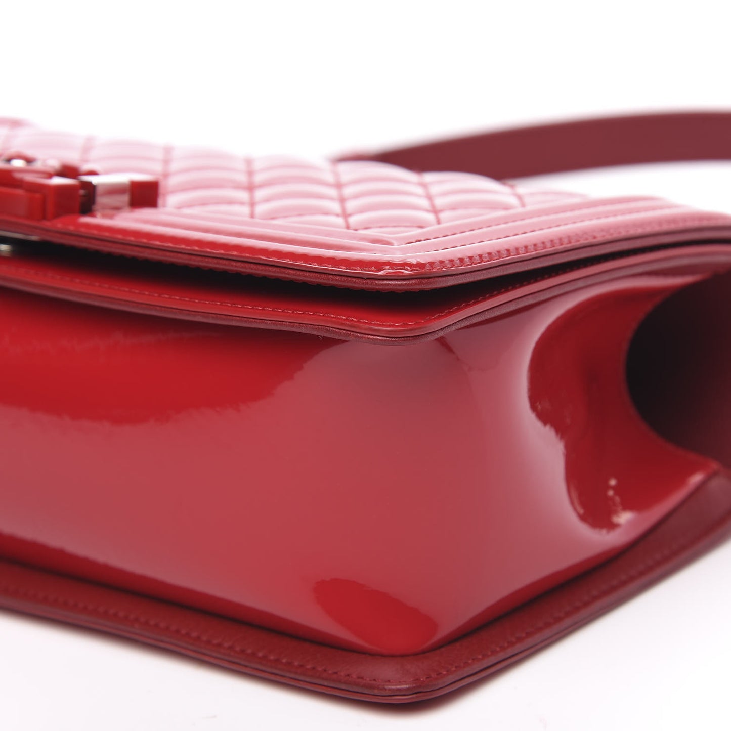 Patent Calfskin Quilted Medium Plexiglass Boy Flap Red