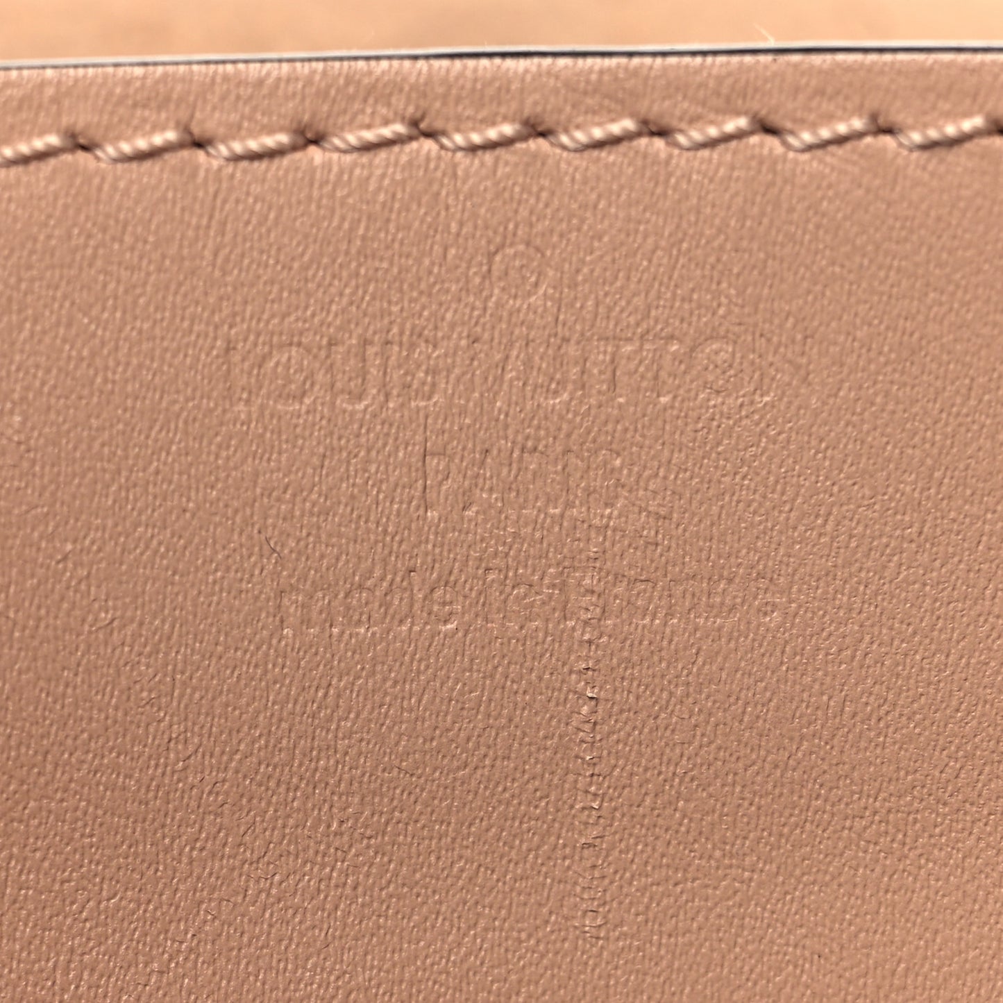 Calfskin Chain Louise GM Nude