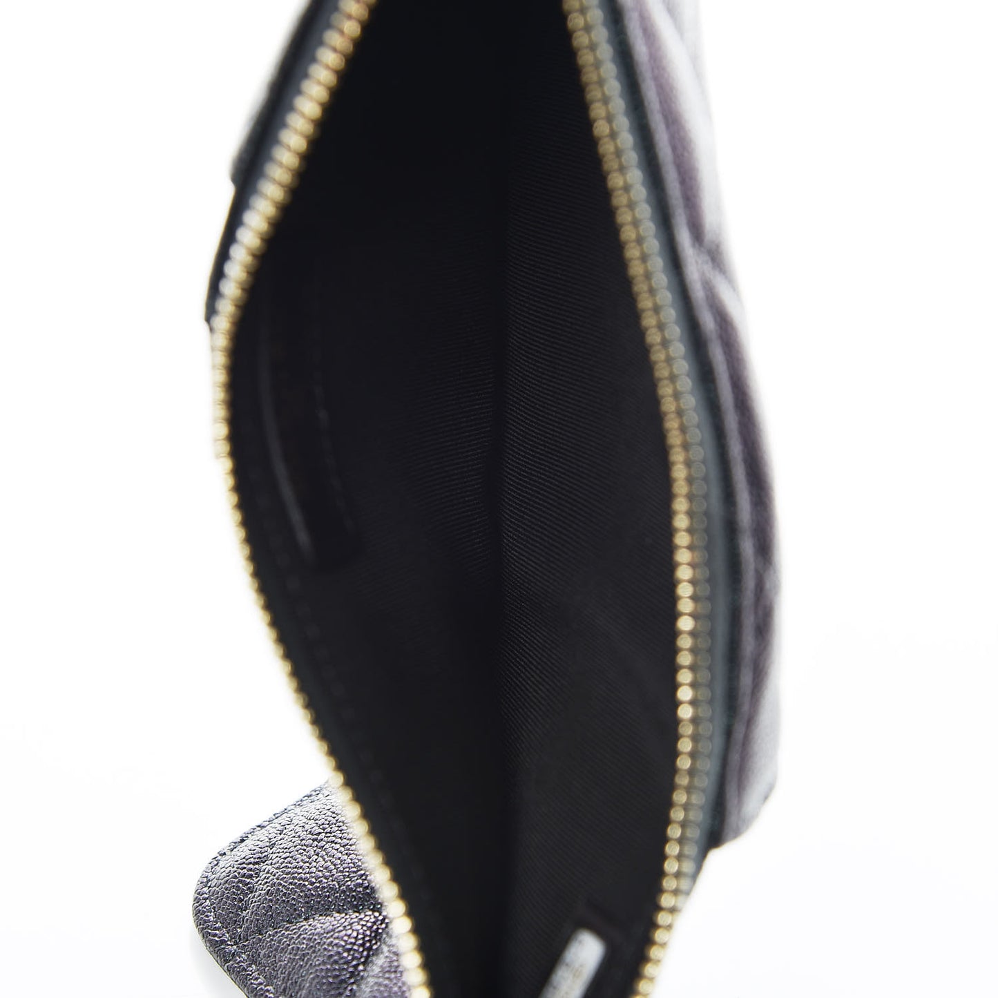 Iridescent Caviar Quilted Classic Flat Wallet Pouch Black