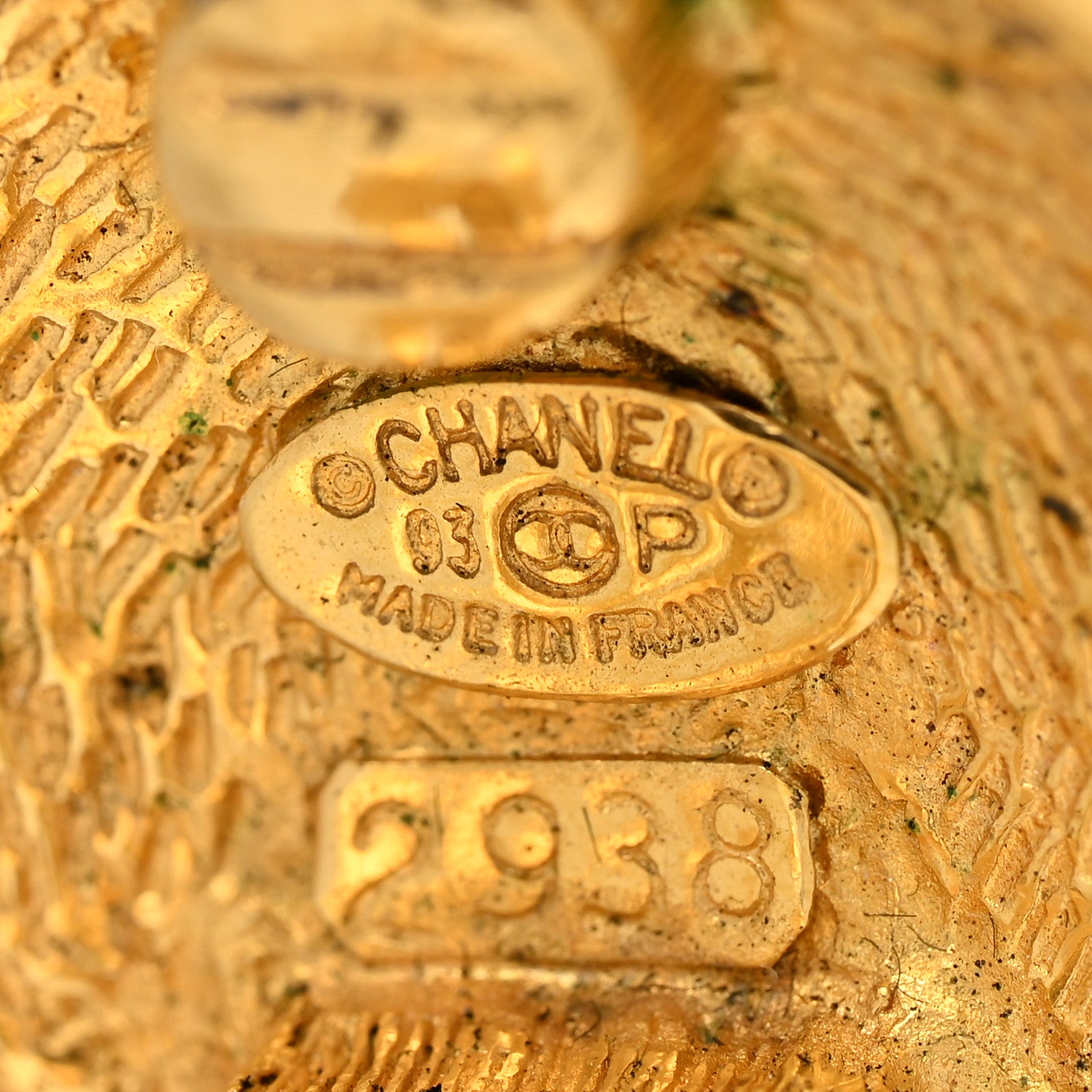 Chanel Round CC Clip On Earrings Gold 4 of 11