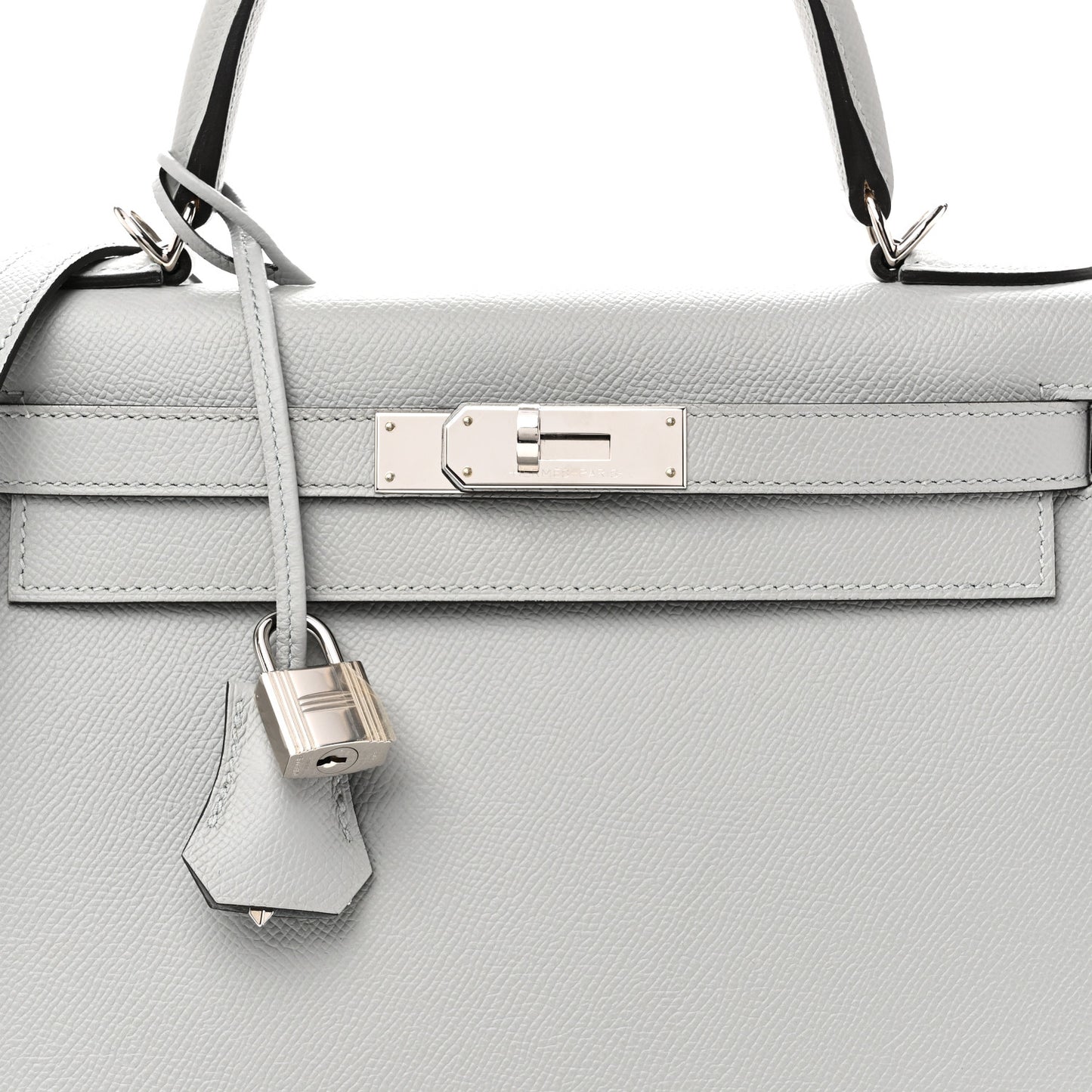 Epsom Kelly Sellier 28 Bleu Glacier