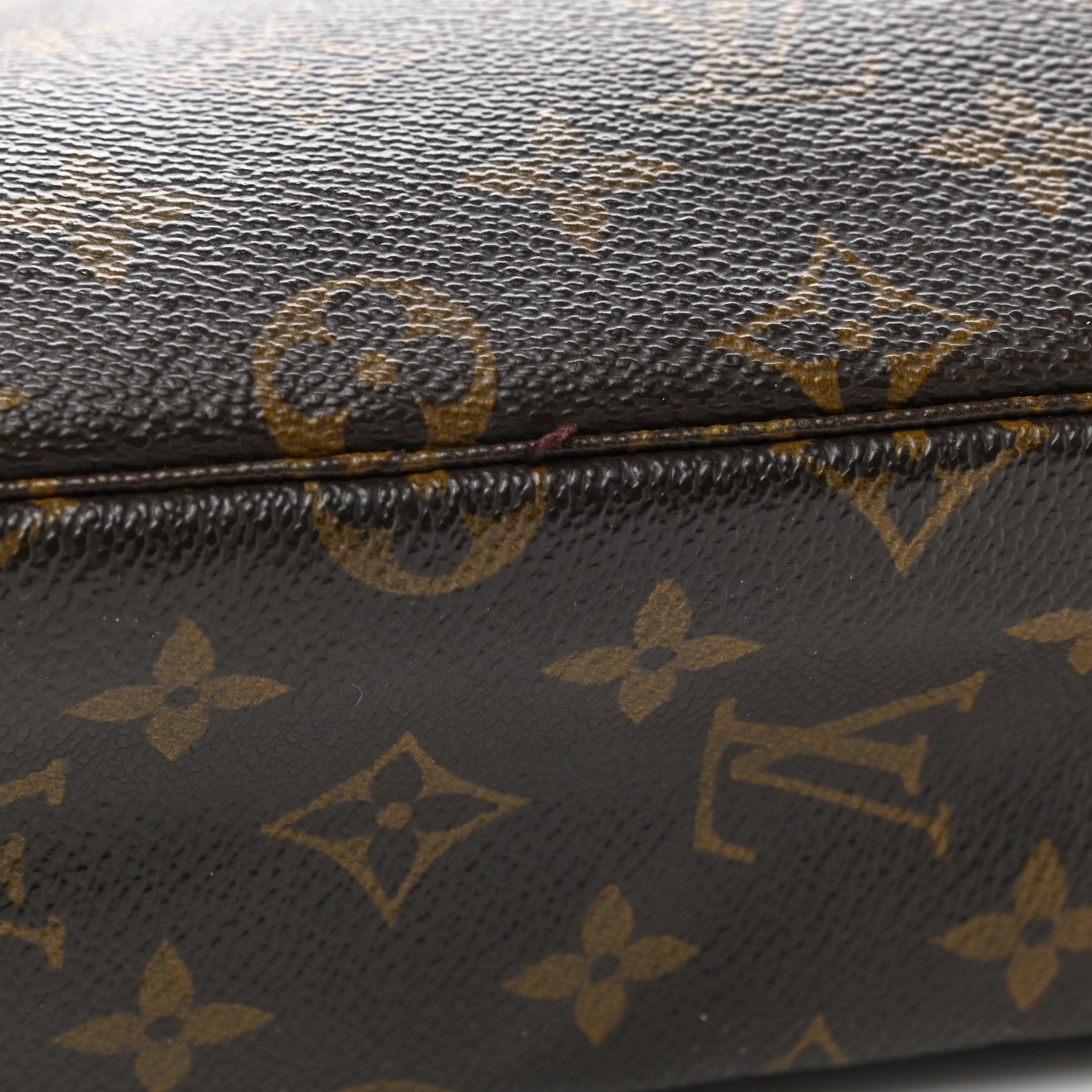 Louis Vuitton Monogram Trousse Toilette 28 9 of 9