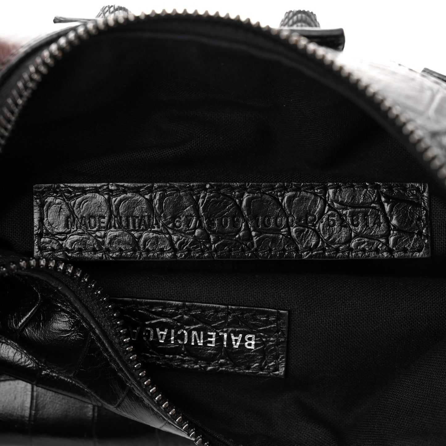 Extra Supple Calfskin Crocodile Embossed Monochrome Le Cagole Shoulder Bag XS Black