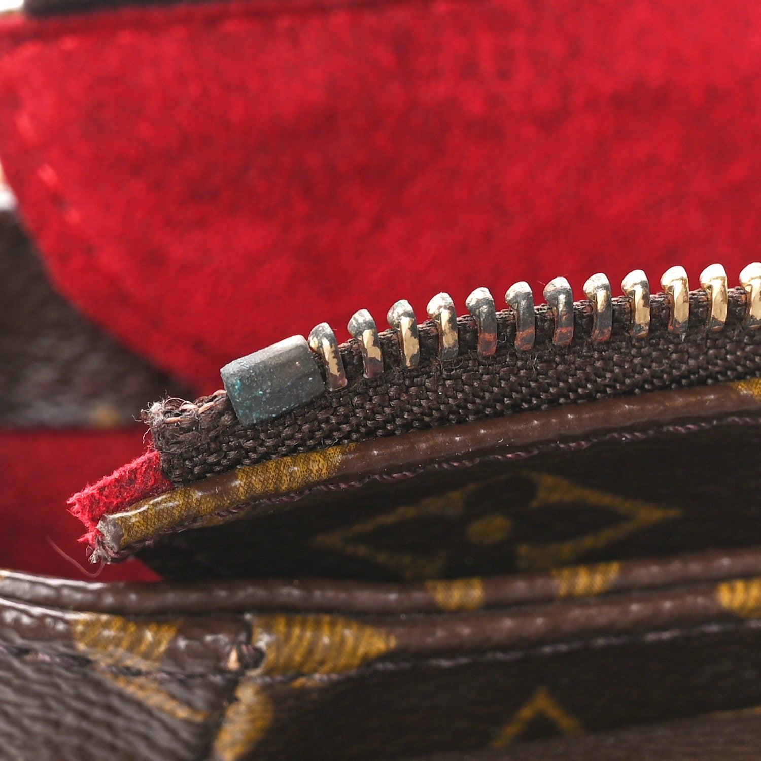 Louis Vuitton Monogram Viva-Cite GM 12 of 13
