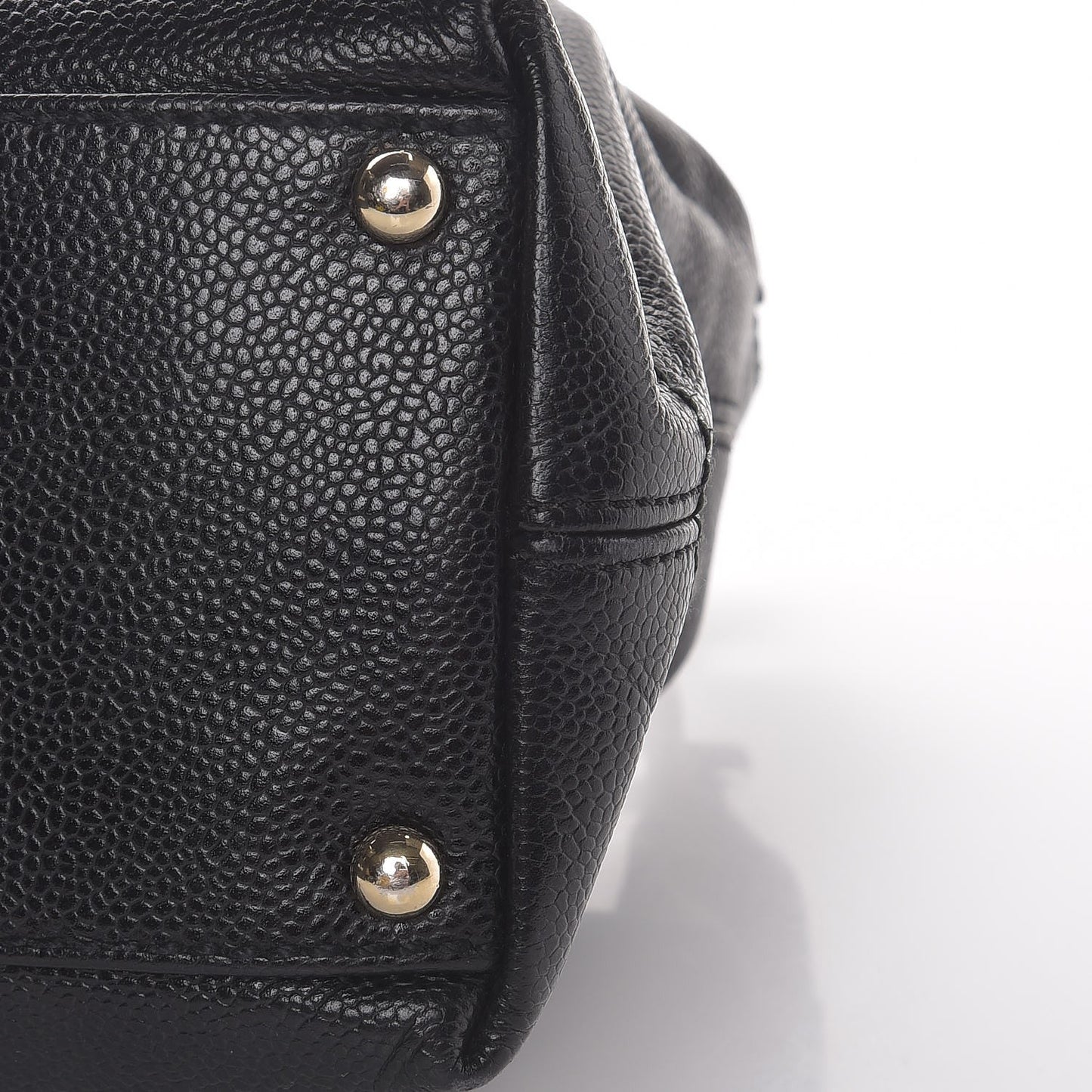 Caviar CC Wood Chain Hobo Black