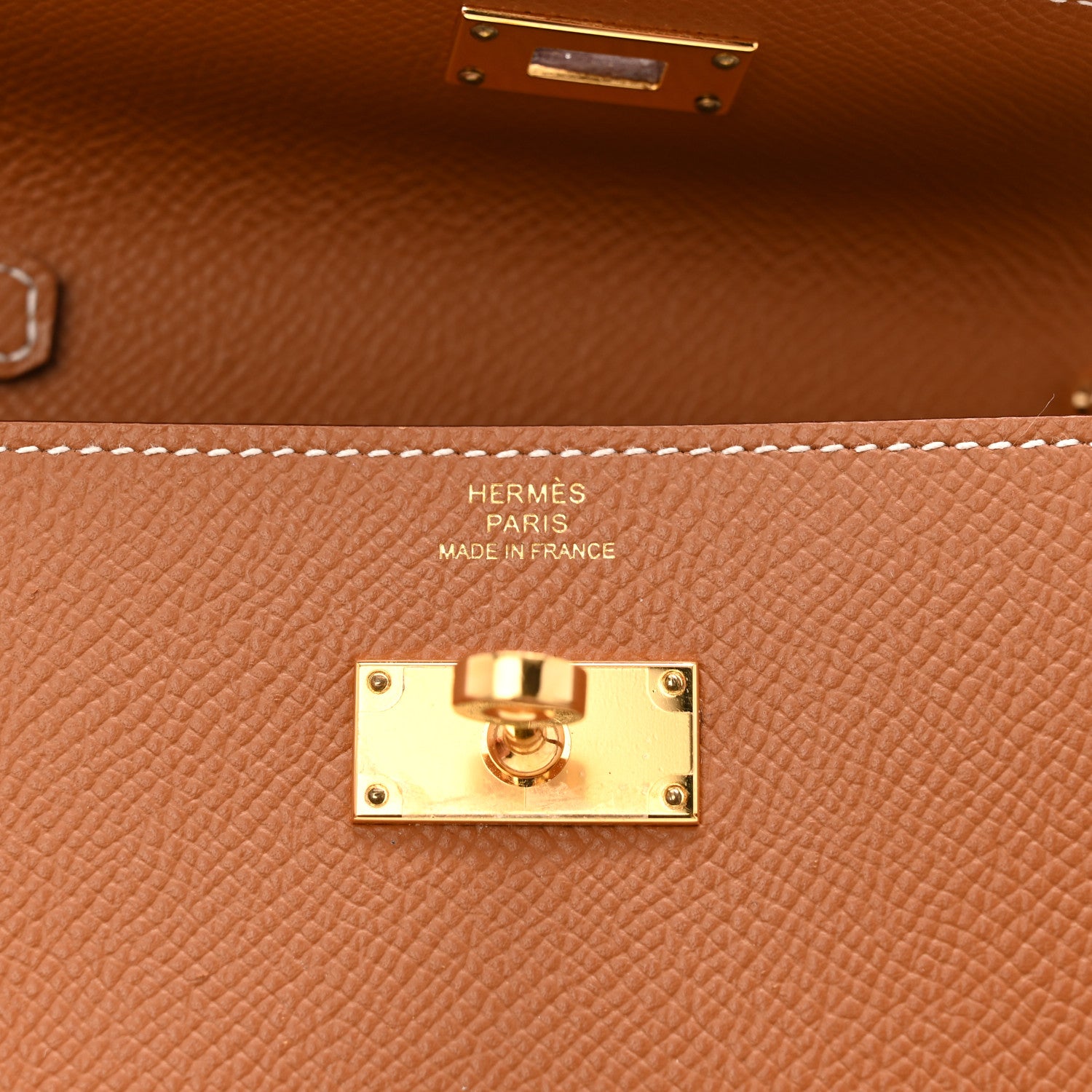 Hermes Epsom Kelly Wallet To Go Gold 5 of 7