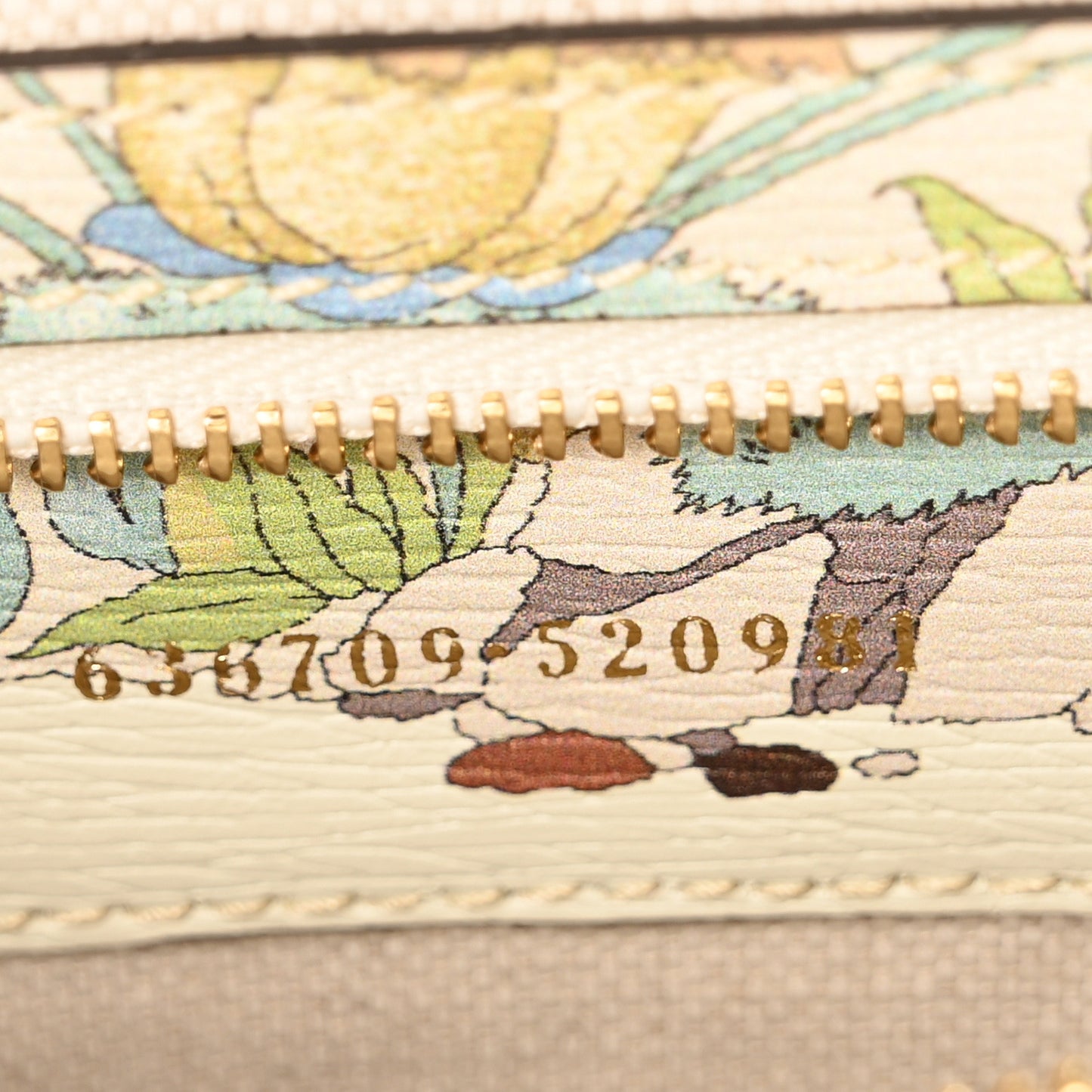 New Shangai Calfskin Tiger Savanah Small Jackie 1961 Hobo Chalky White Multicolor