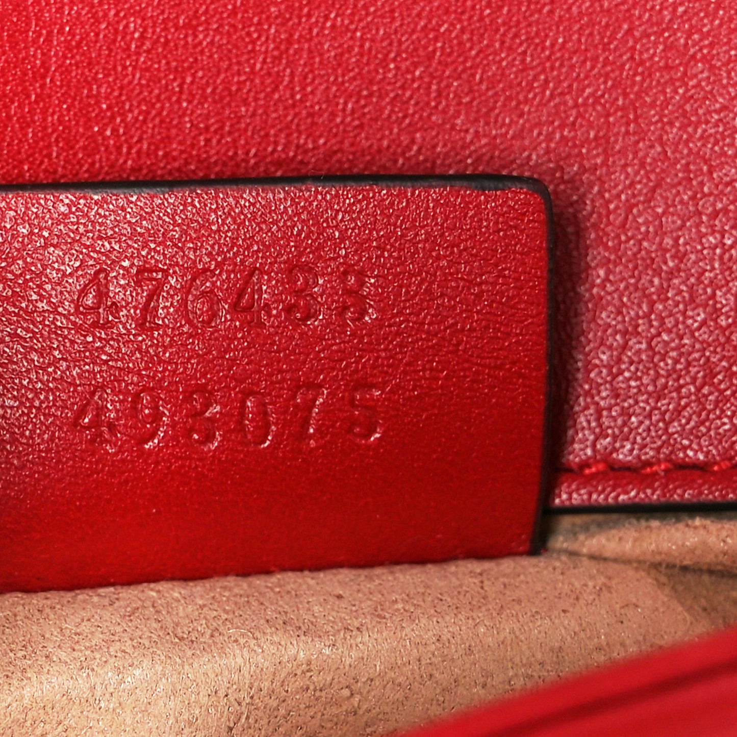 Calfskin Matelasse Super Mini GG Marmont Shoulder Bag Hibiscus Red