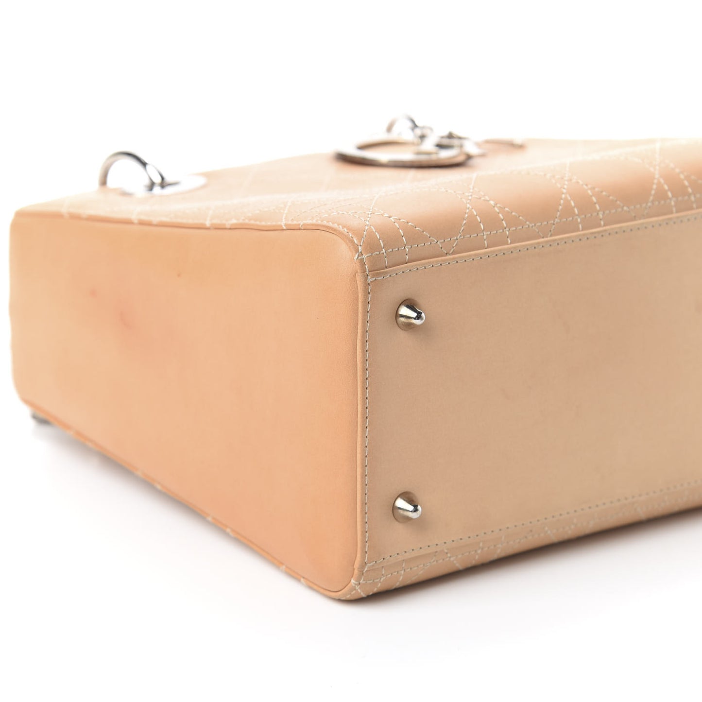 Calfskin Cannage Medium Lady Dior Beige