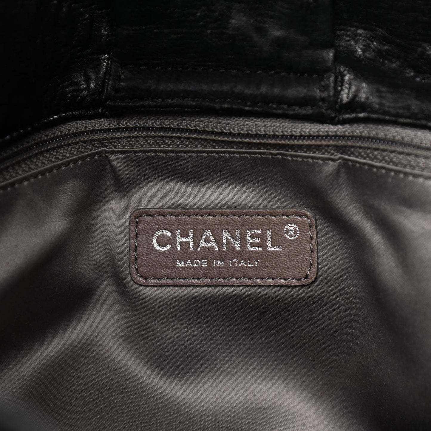 Crinkled Coated Canvas Le Marais Large Tote Black