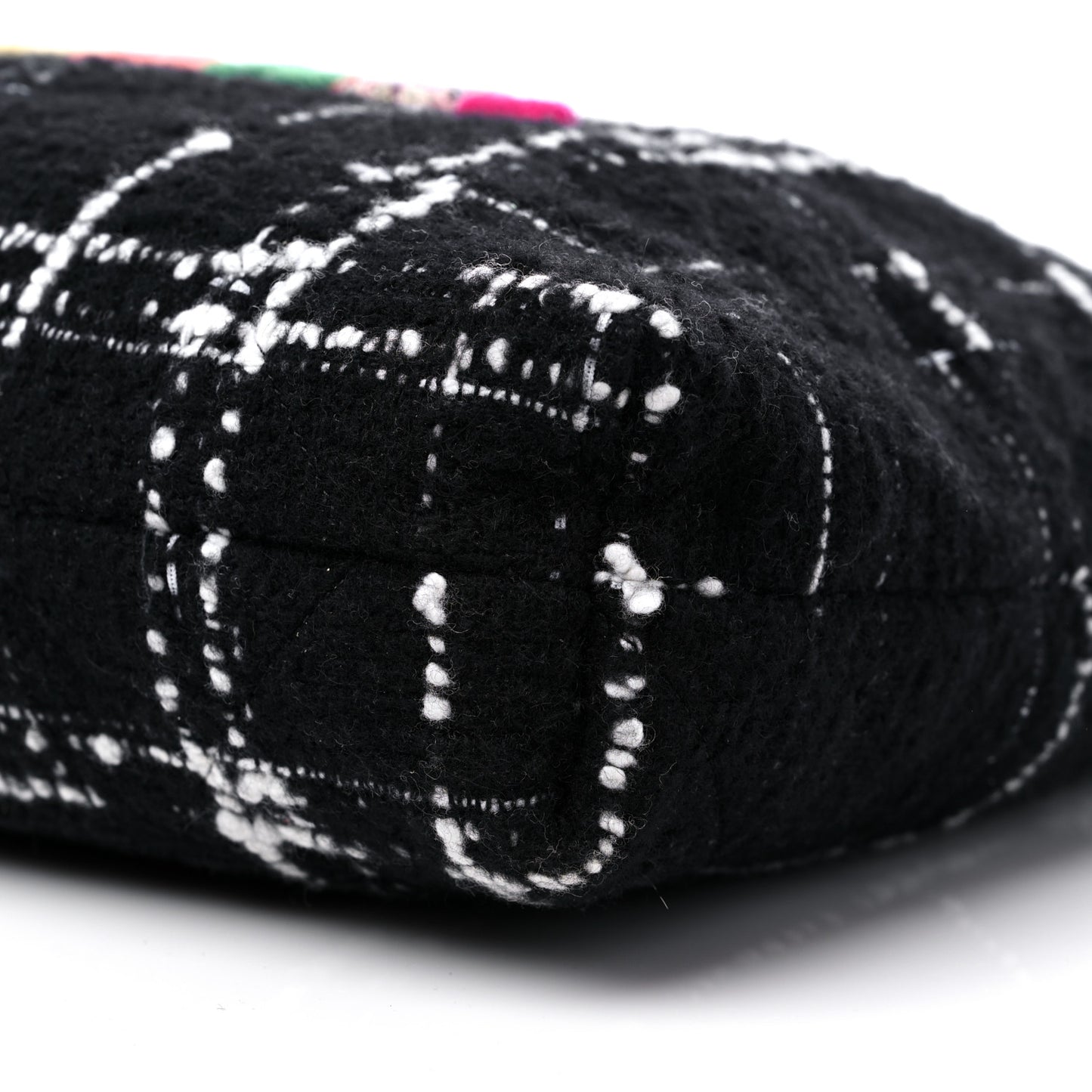 Wool Tweed Quilted Chanel 22 Black Multicolor