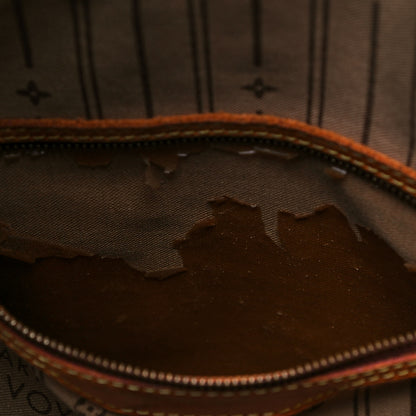 Louis Vuitton Monogram Neverfull MM 12 of 17