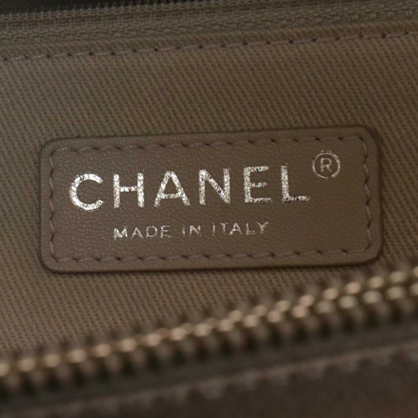 Calfskin Be CC Tote Black