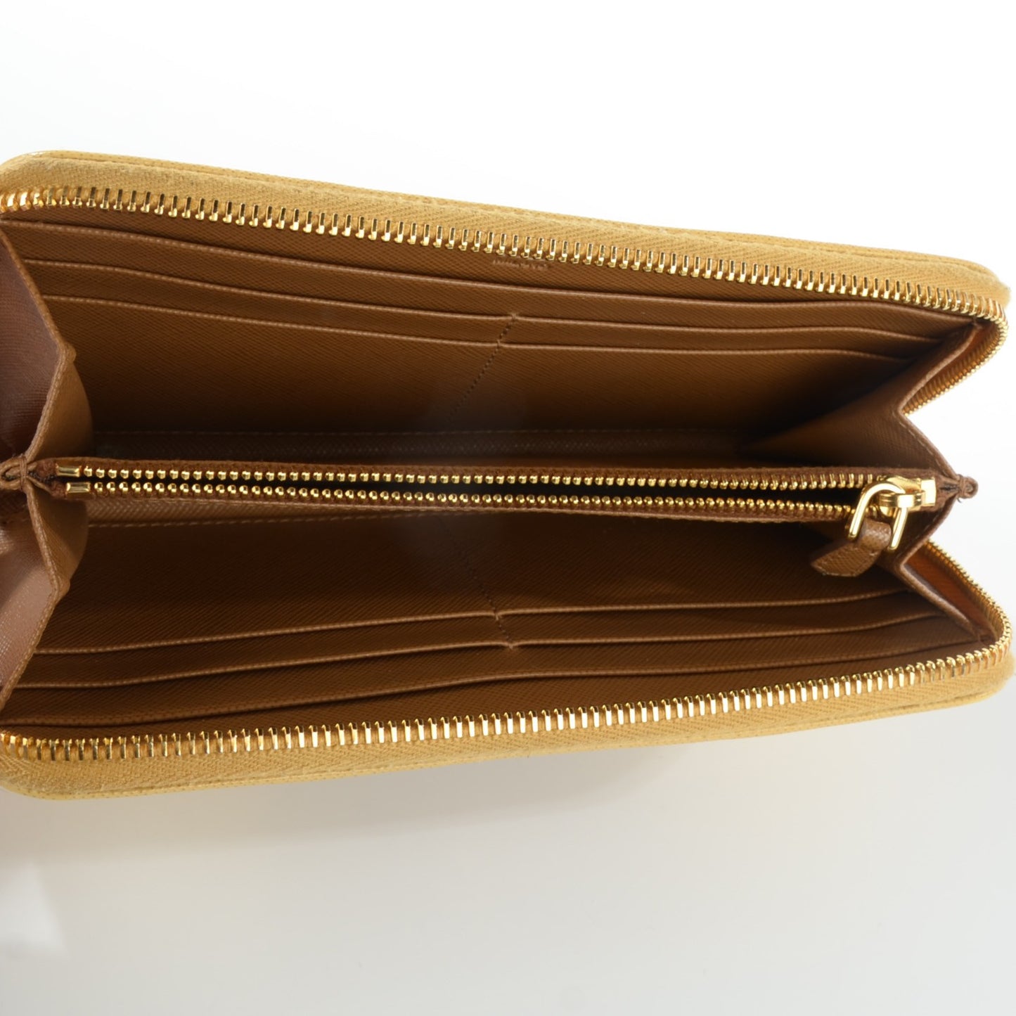 Saffiano Metal Bi-Color Zip Around Wallet Caramel Ananas