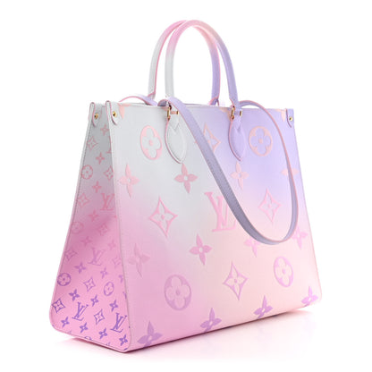Louis Vuitton Monogram Giant Spring In The City Onthego GM Sunrise Pastel 3 of 9