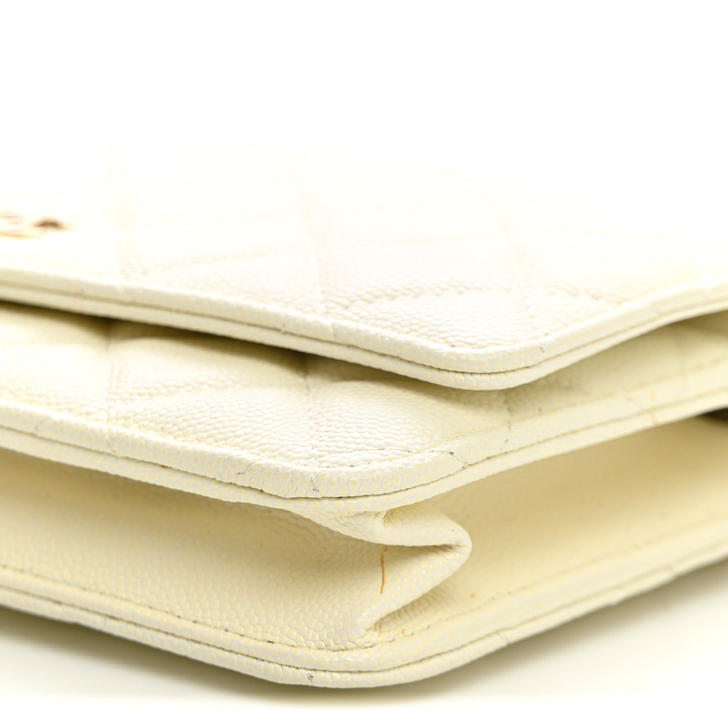 Caviar Quilted Wallet on Chain WOC White