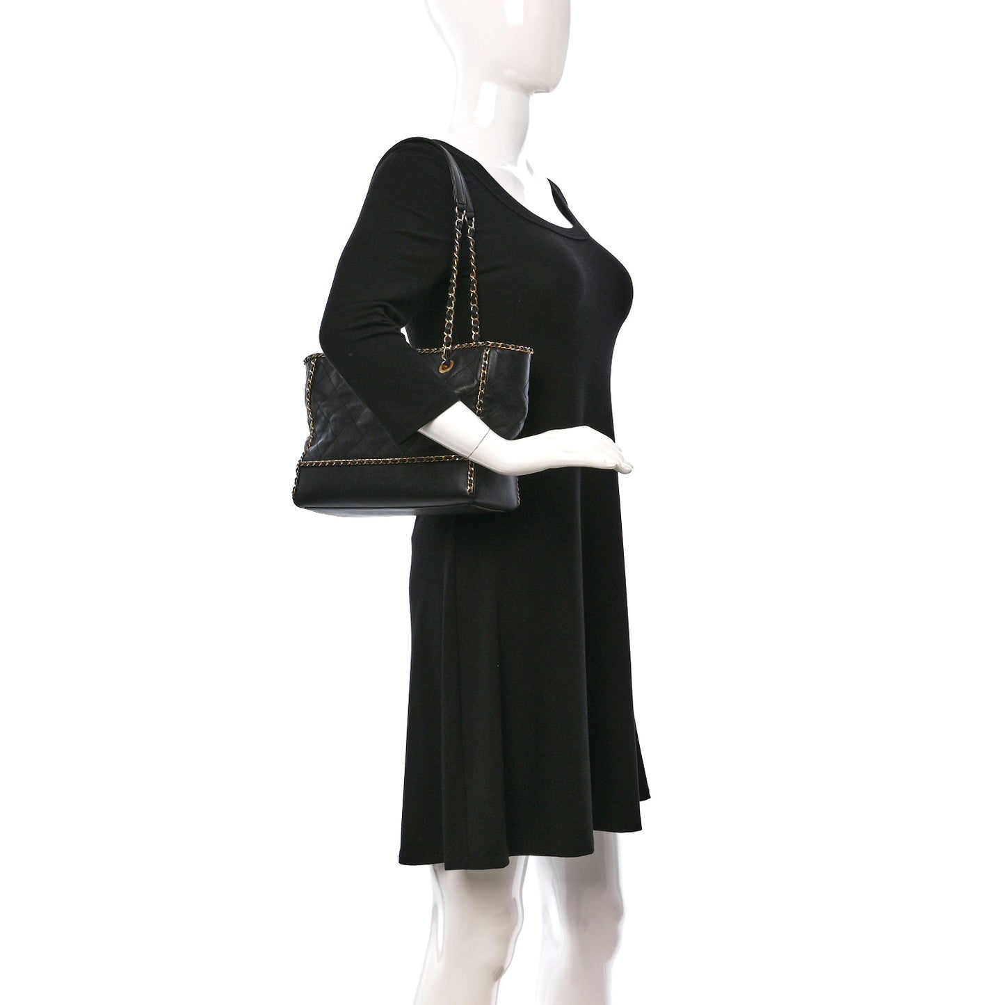 Calfskin Quilted Chain Lines Shopping Tote Black