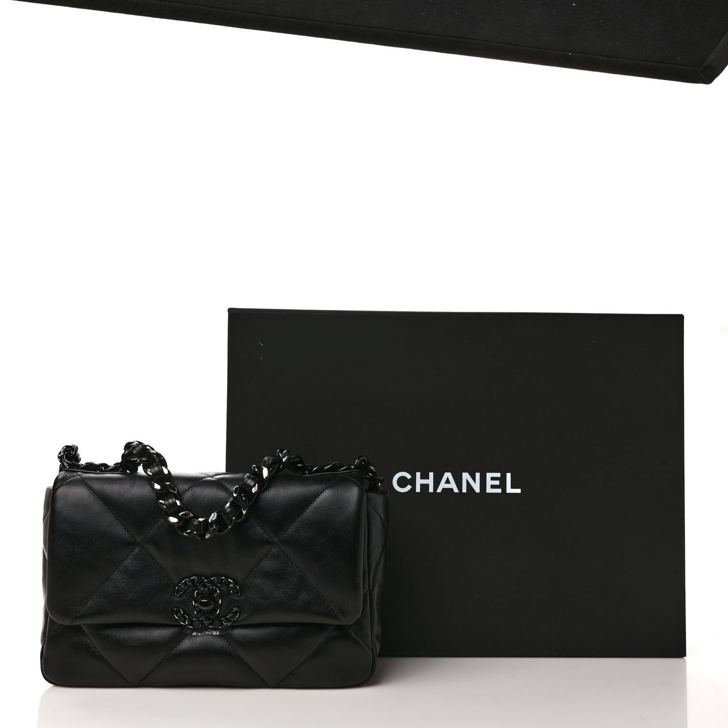 Lambskin Quilted Medium Chanel 19 Flap So Black