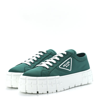 Prada Re-Nylon Gabardine Triangle Logo Double Wheel 50mm Sneakers 41 Assenzio 3 of 9