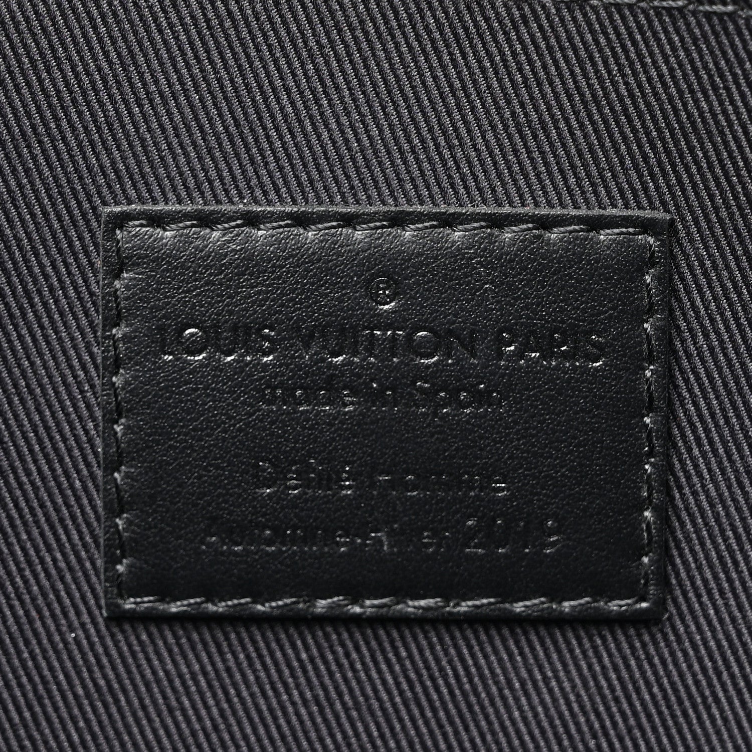 Louis Vuitton Taiga Rainbow Pochette A4 Black 7 of 9