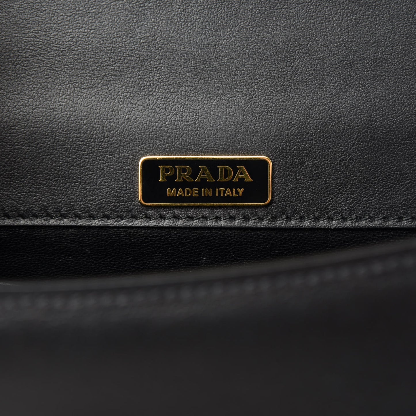 City Calf Saffiano Pionniere Bag Black