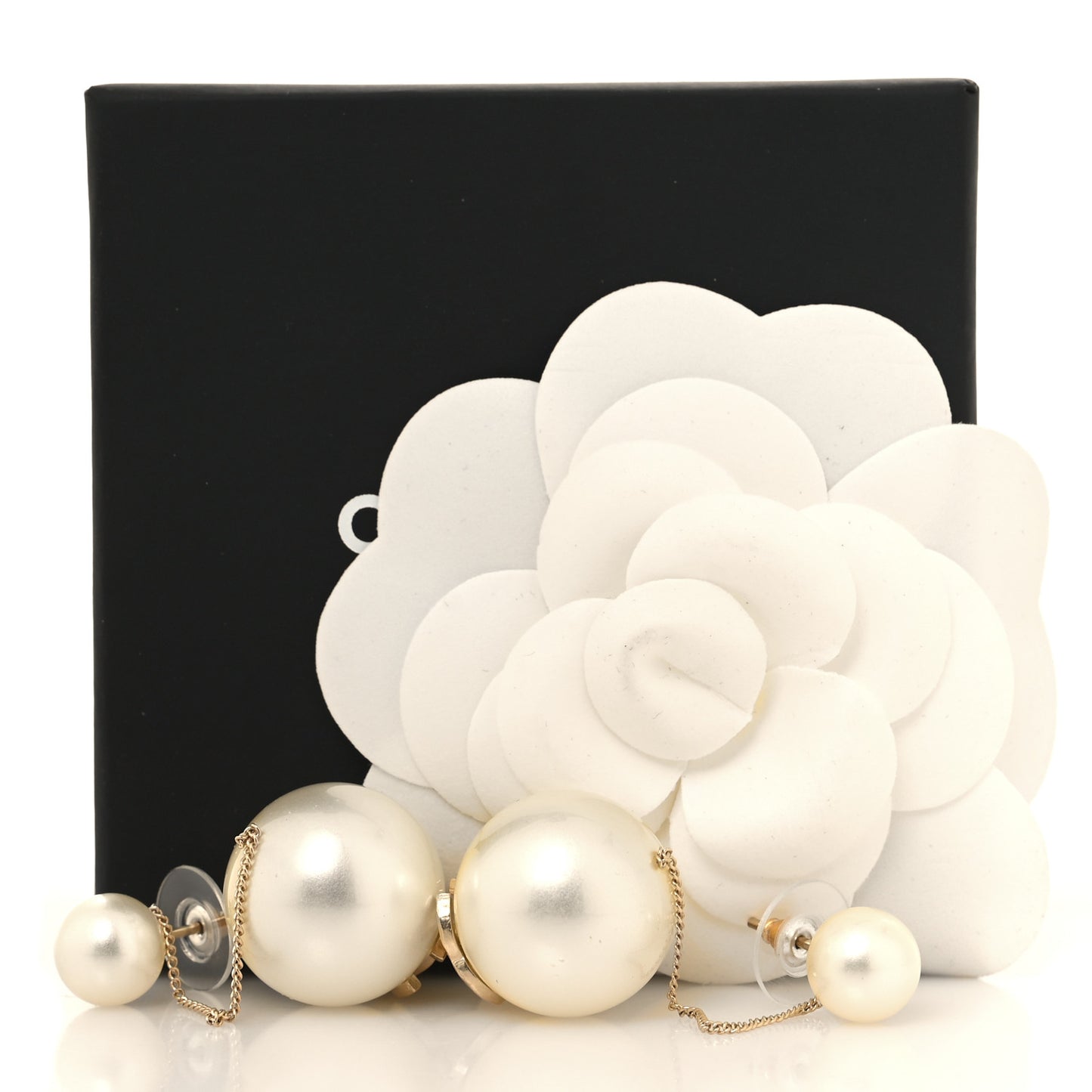 Pearl CC Chain Drop Earrings Gold