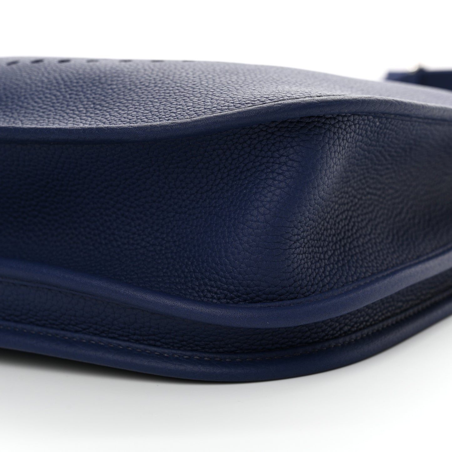 Taurillon Clemence Evelyne III PM Bleu Saphir